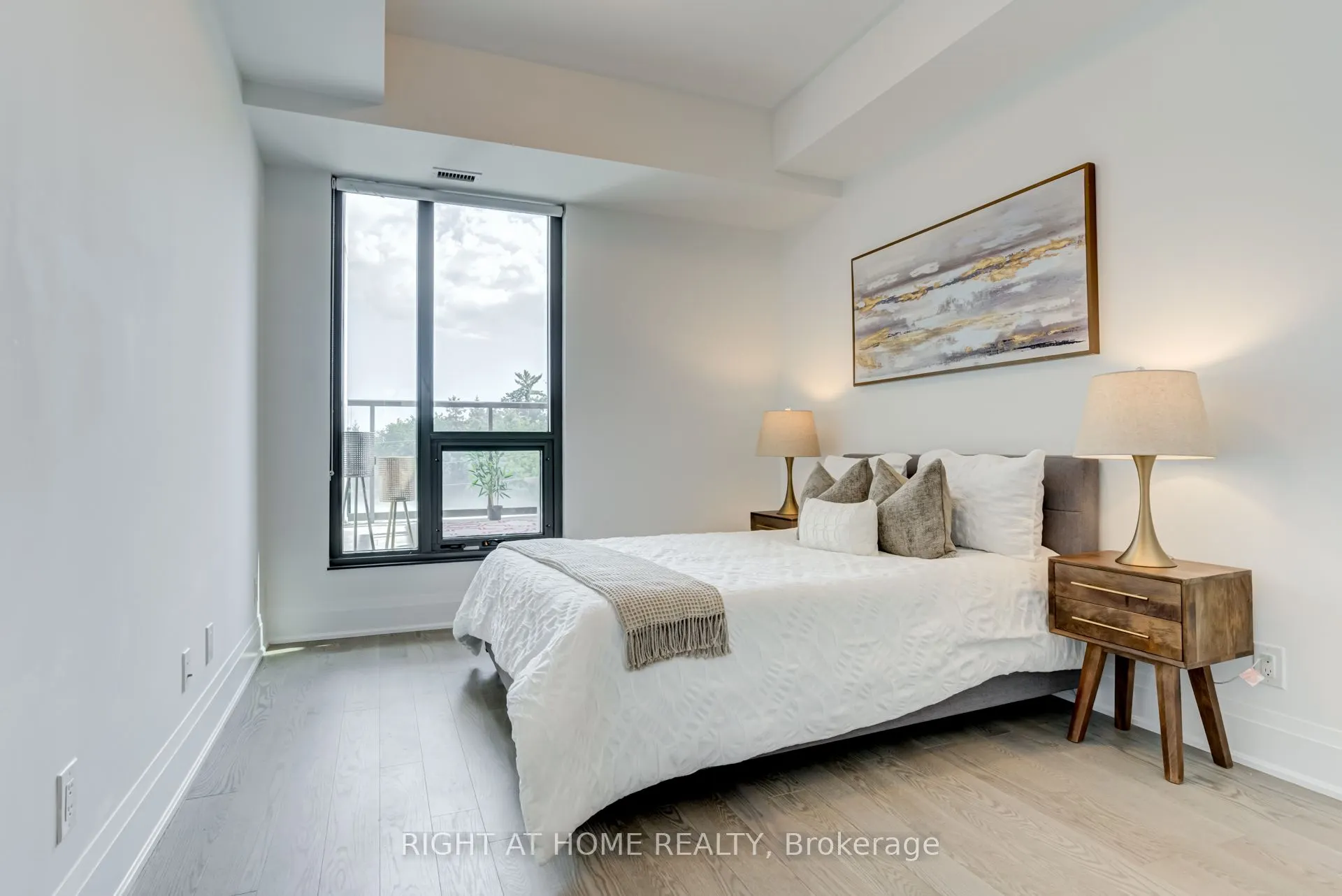 280 HOWLAND Avenue, #410