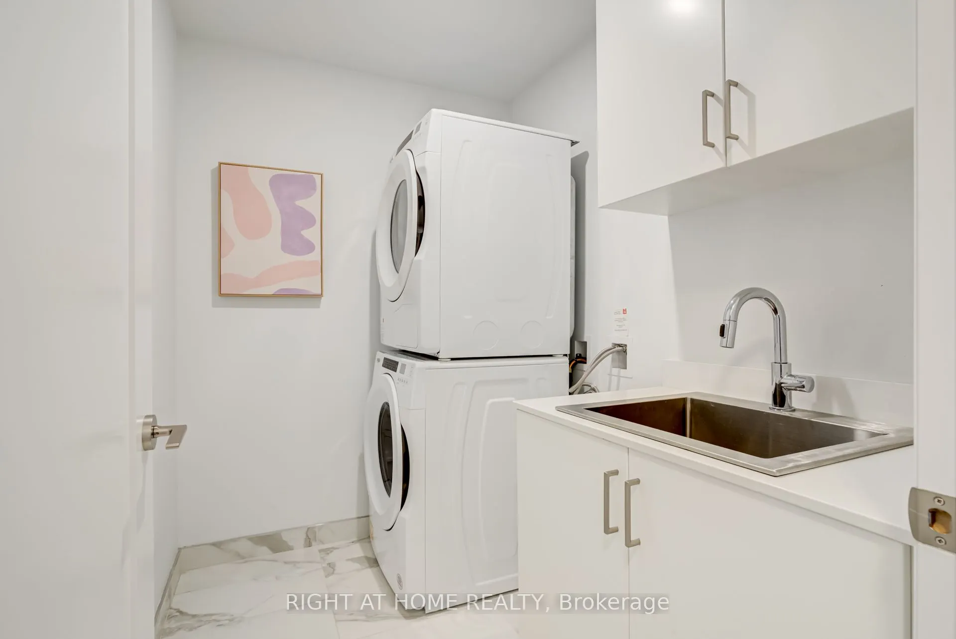280 HOWLAND Avenue, #410