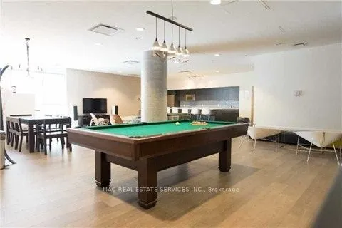 375 King Street W, #411