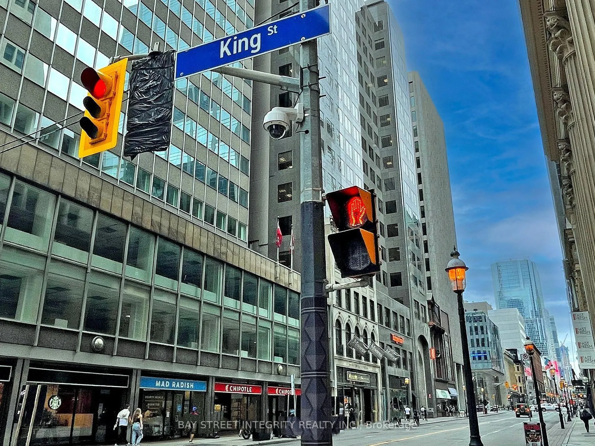 7 King Street E, #917