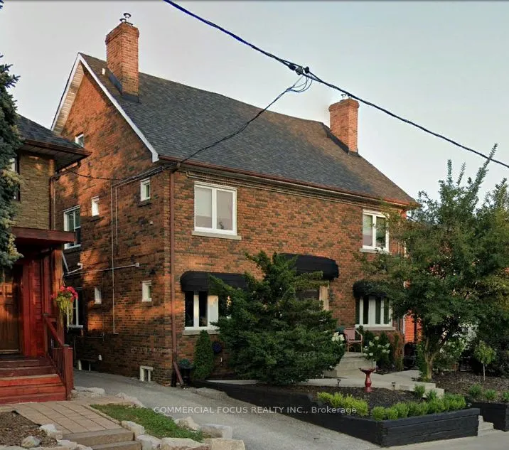 963 Avenue Road