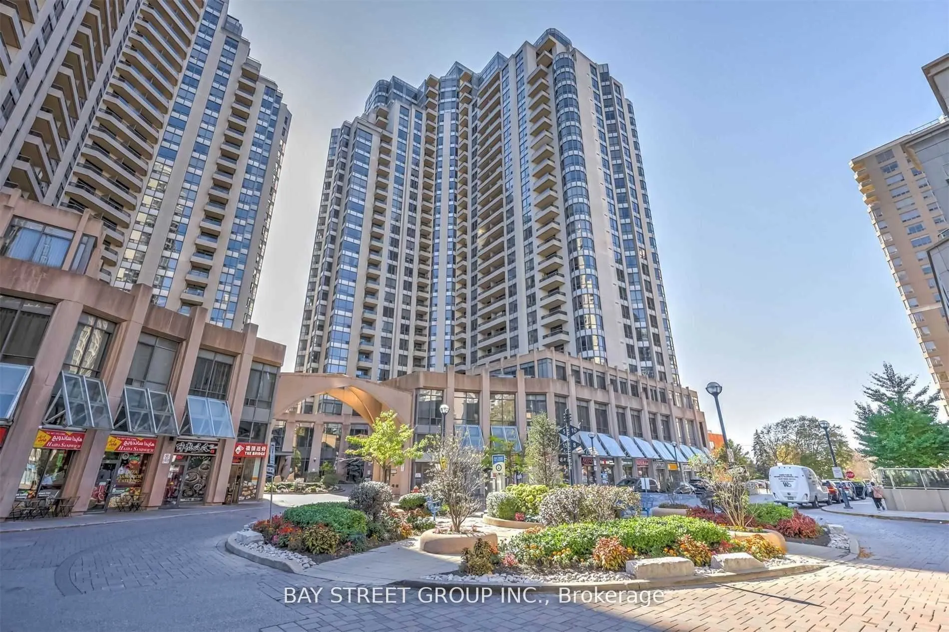 5 Northtown Way, #1806