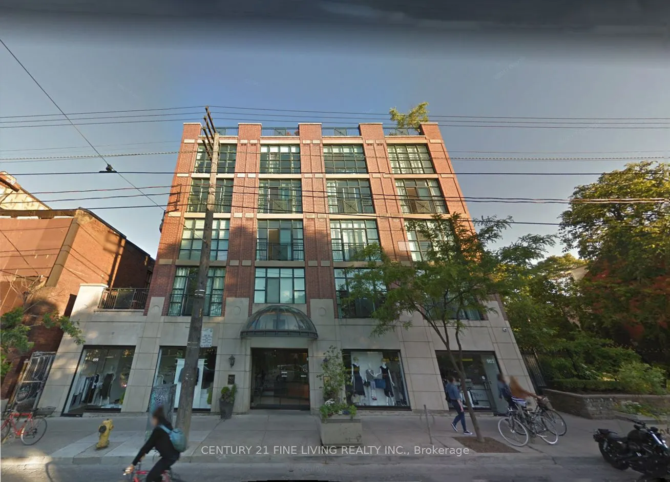 901 Queen West Street W, #419