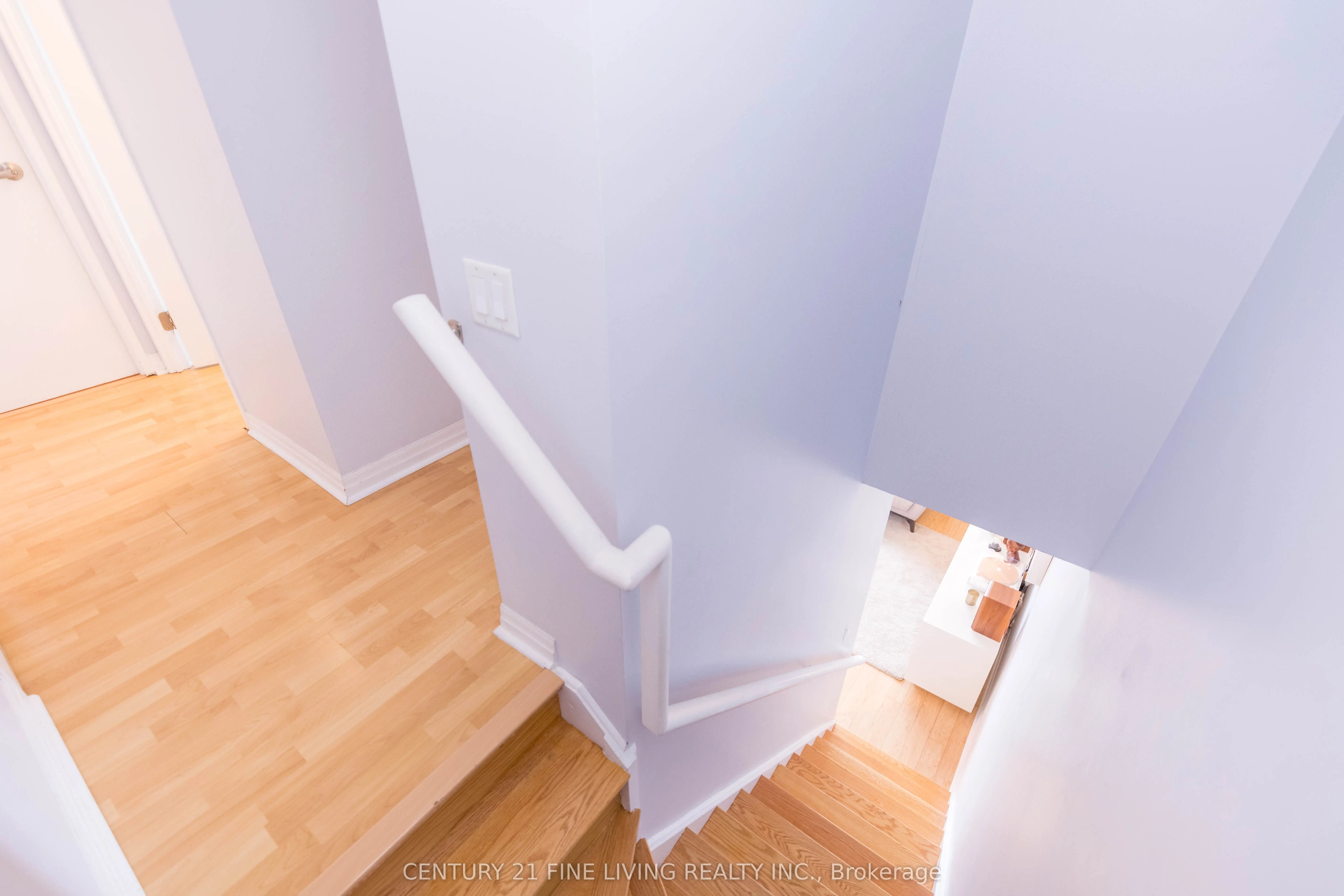 901 Queen West Street W, #419