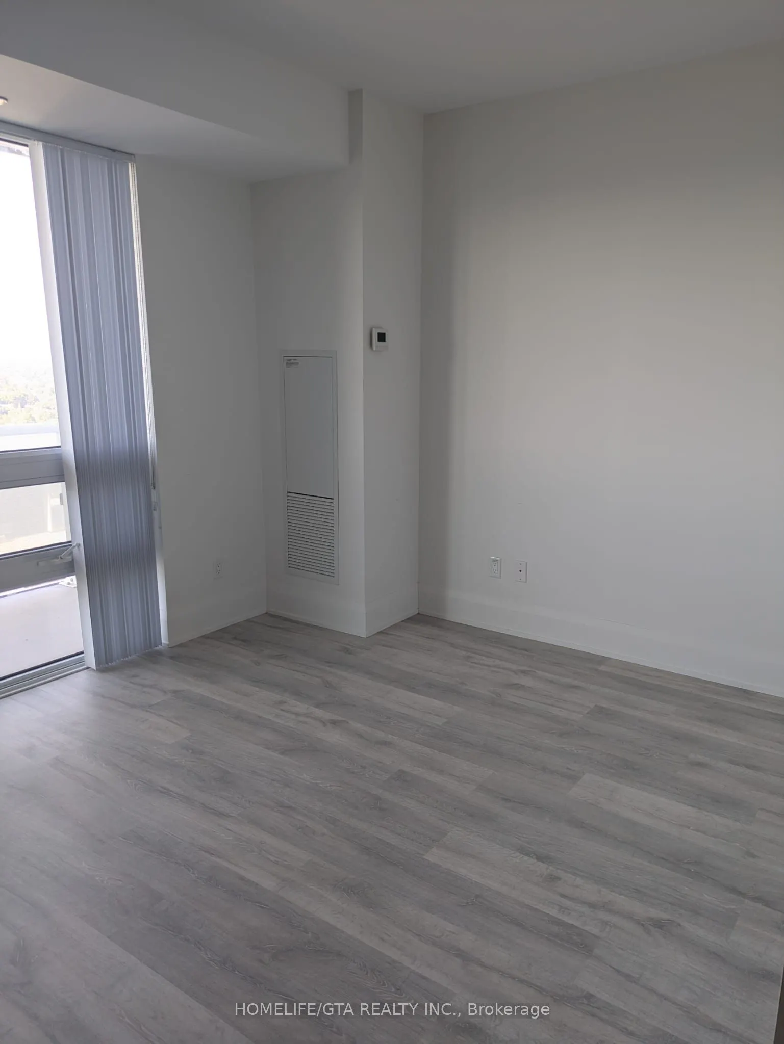 101 Erskine Avenue, #2501