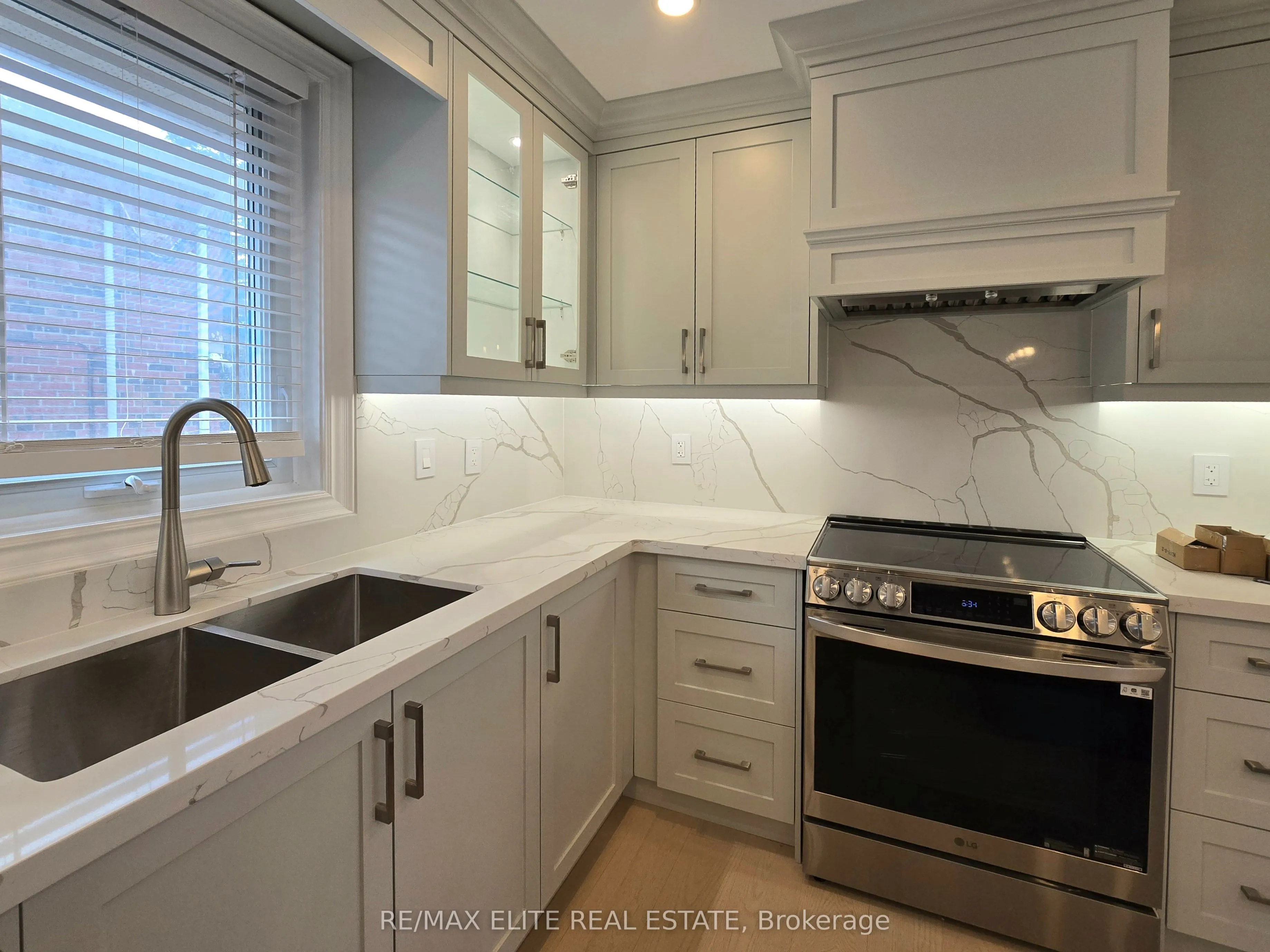 38 Ambrose Road, #Upper