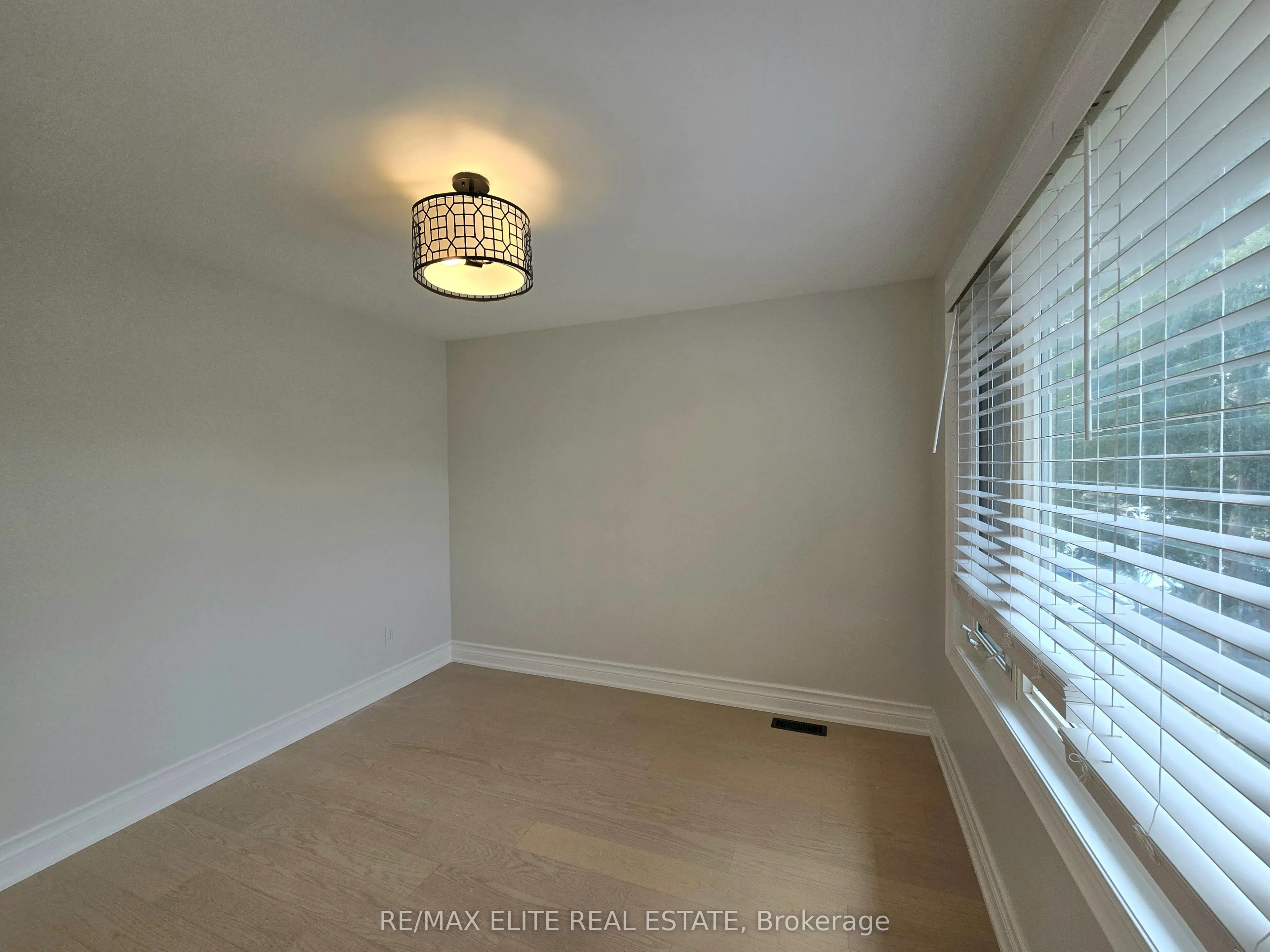 38 Ambrose Road, #Upper