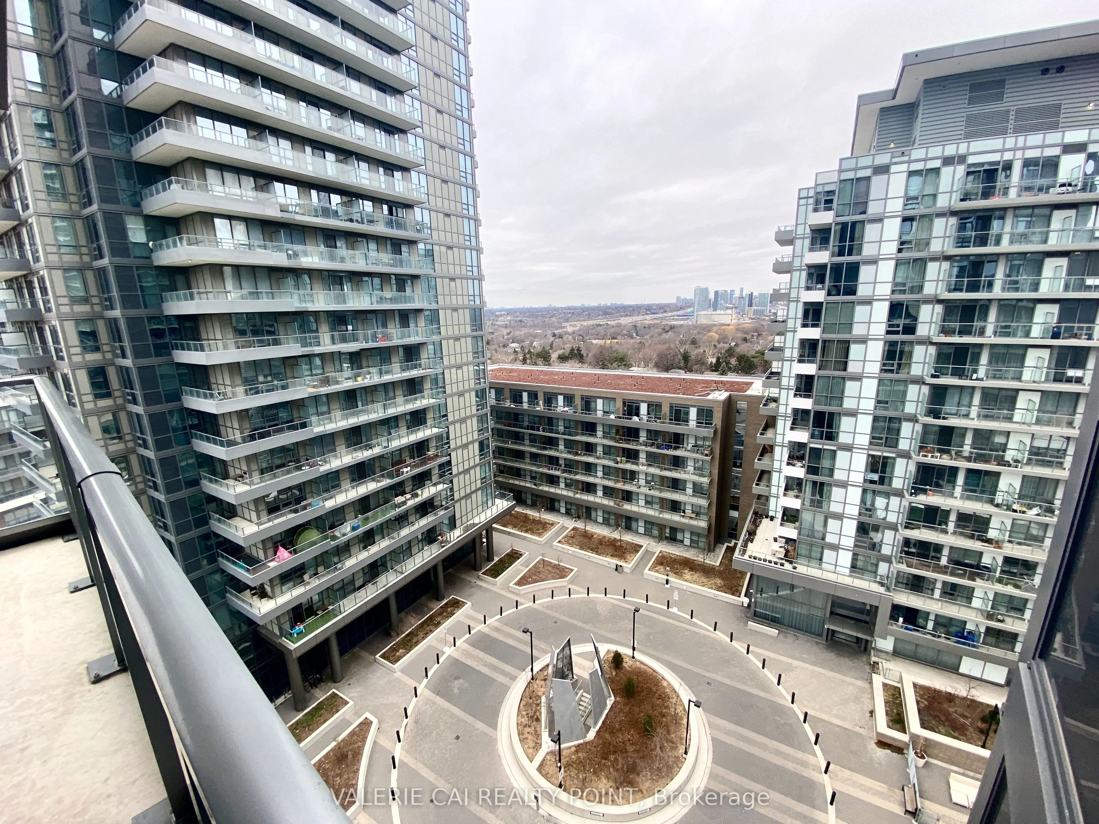 56 Forest Manor Road, #1004