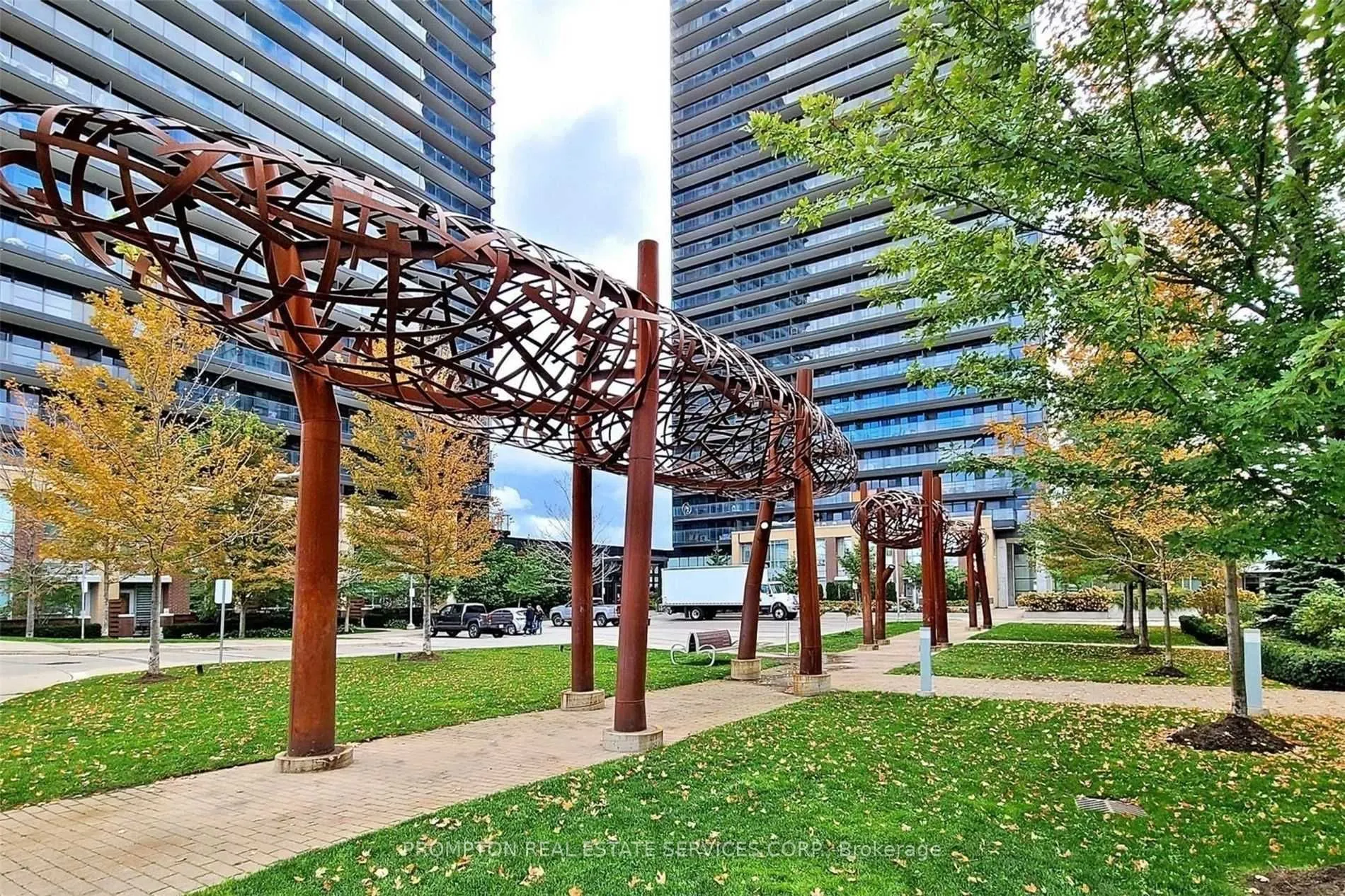 29 Singer Court, #710