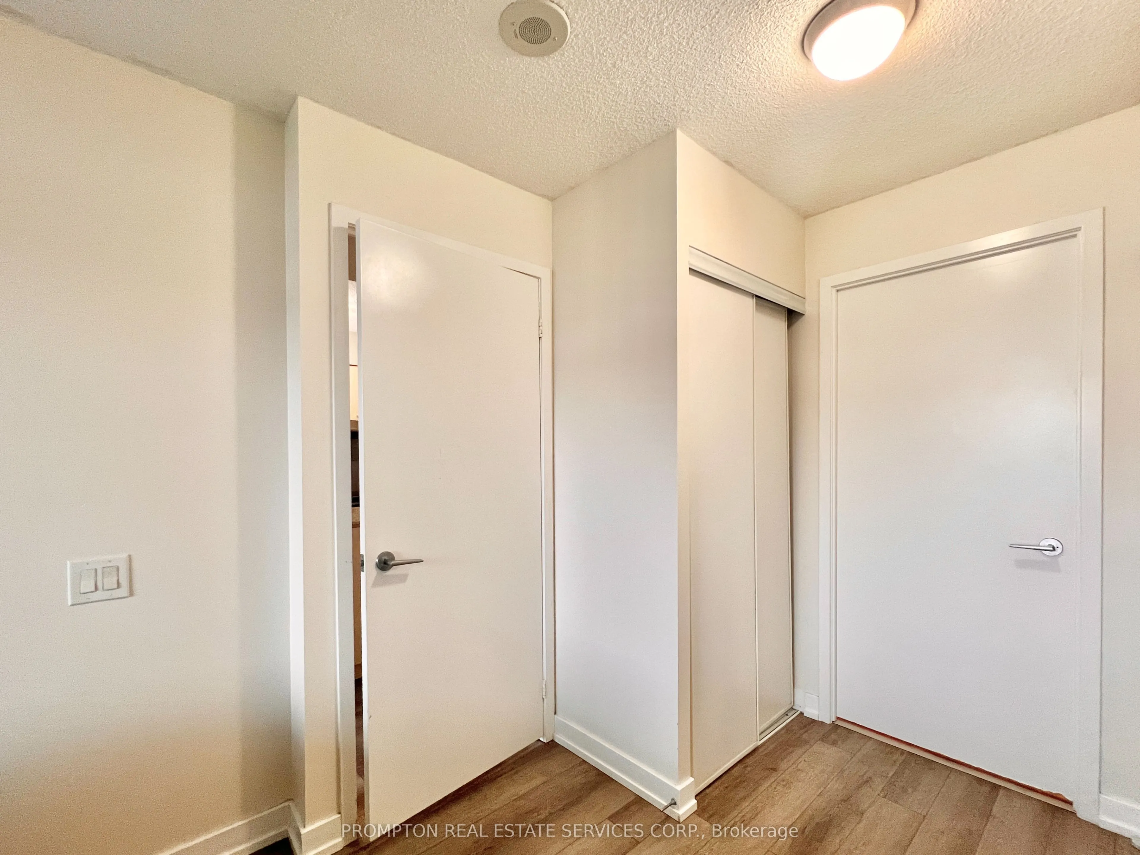 29 Singer Court, #710