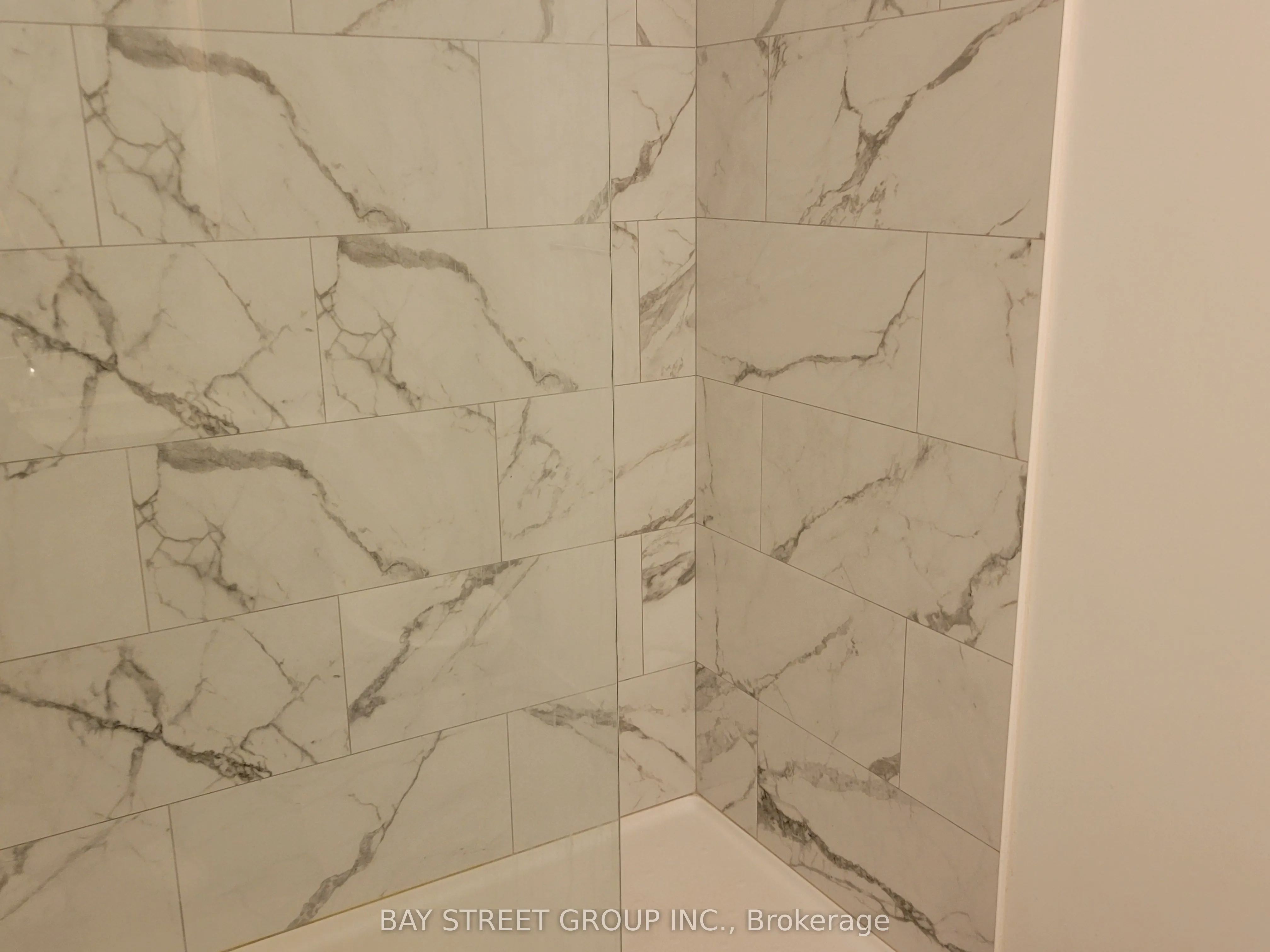 38 Forest Manor Road, #2106