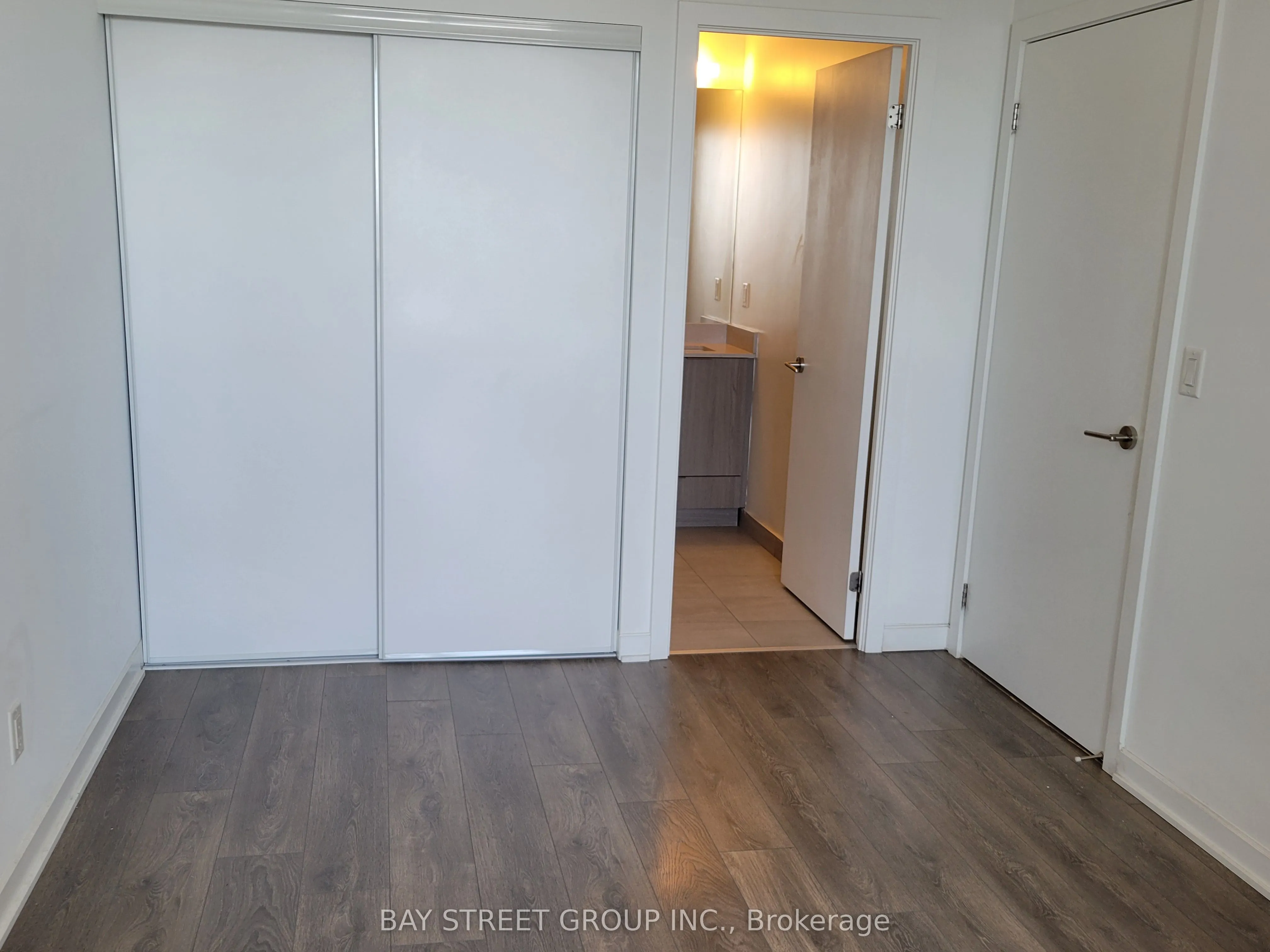 38 Forest Manor Road, #2106