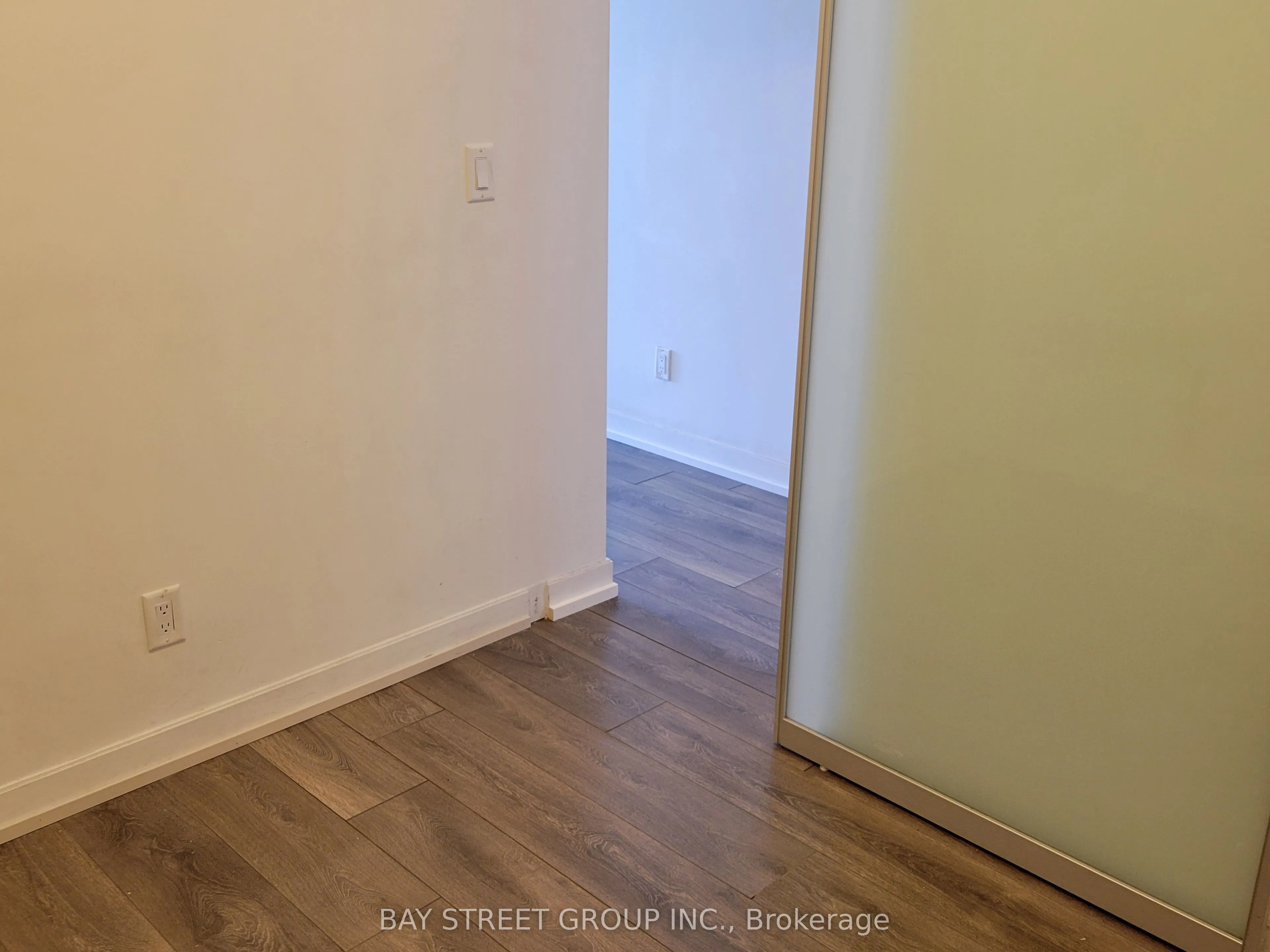 38 Forest Manor Road, #2106