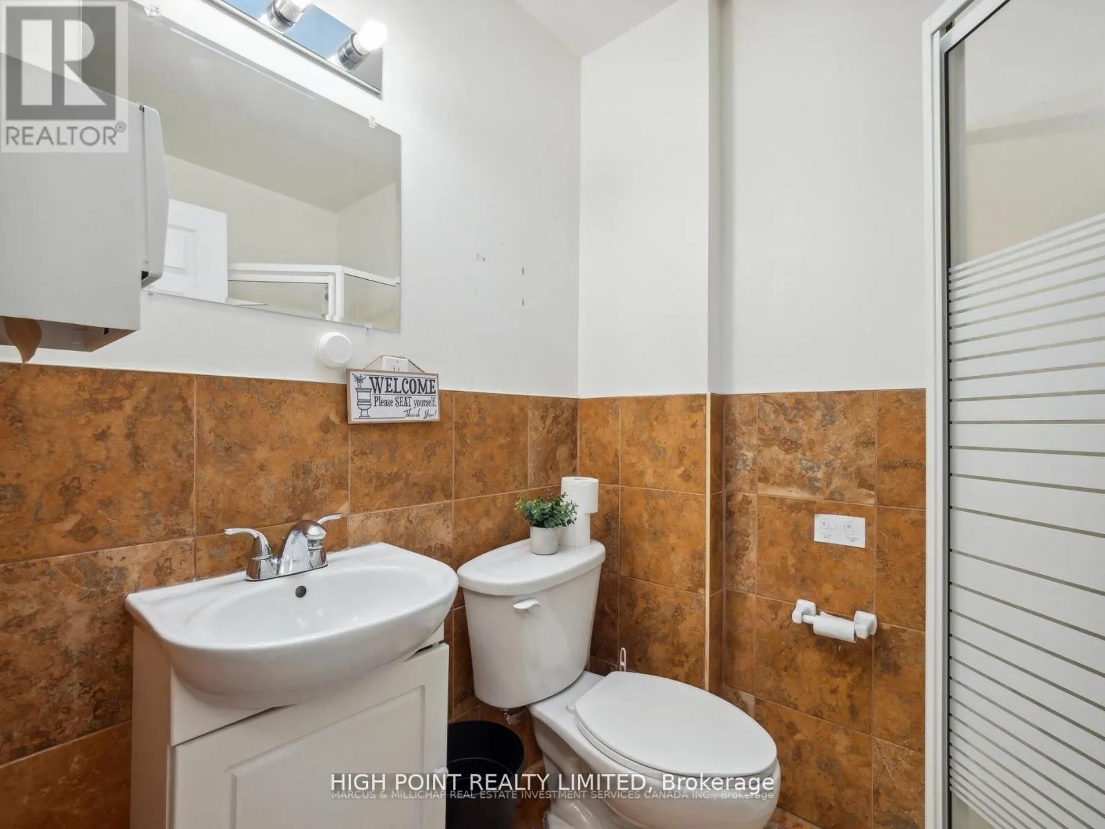 858 Sheppard Avenue W, #200