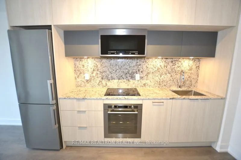 25 Adra Grado Way, #314