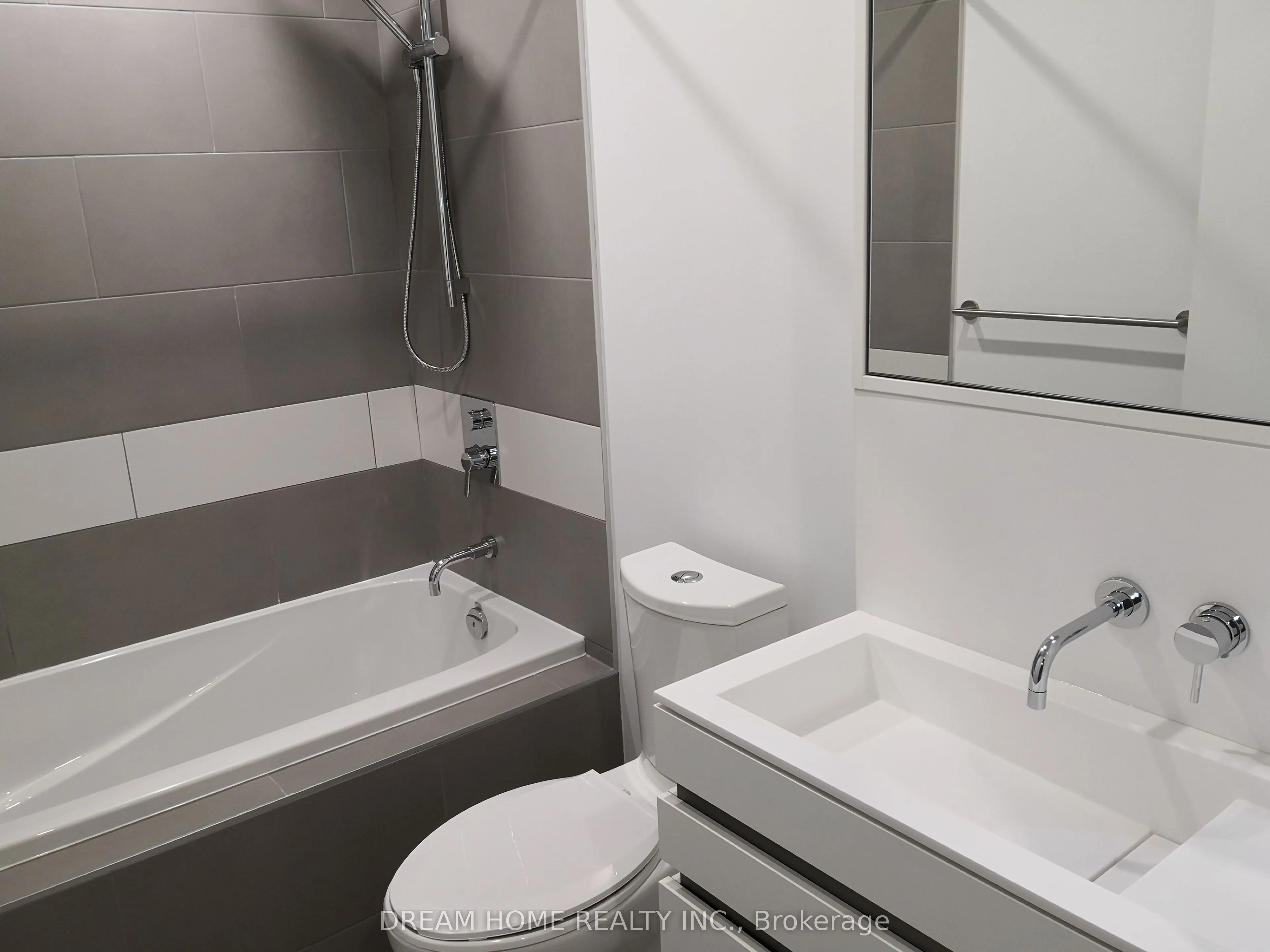 197 Yonge Street, #1301