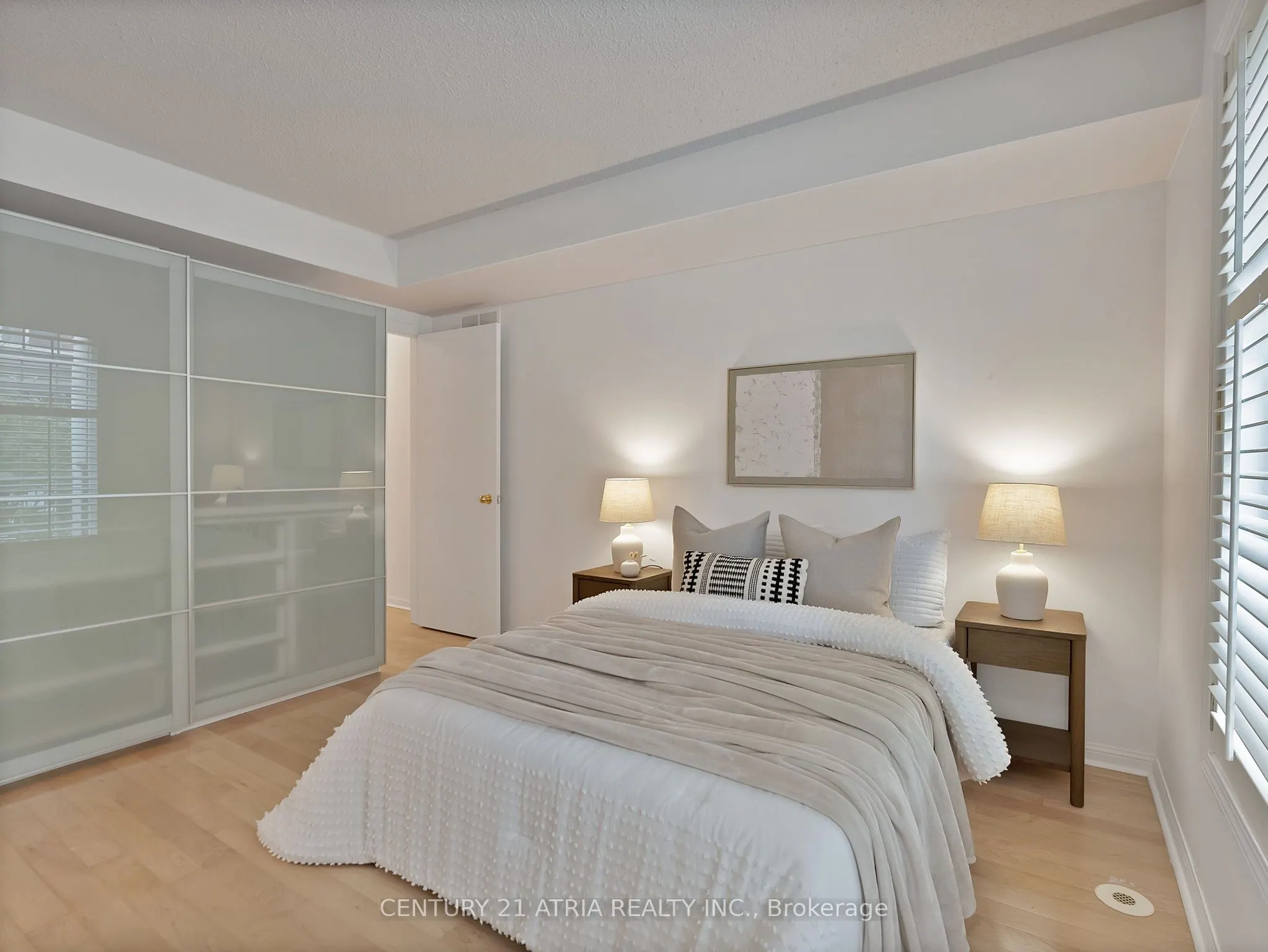 5 Everson Drive, #1106