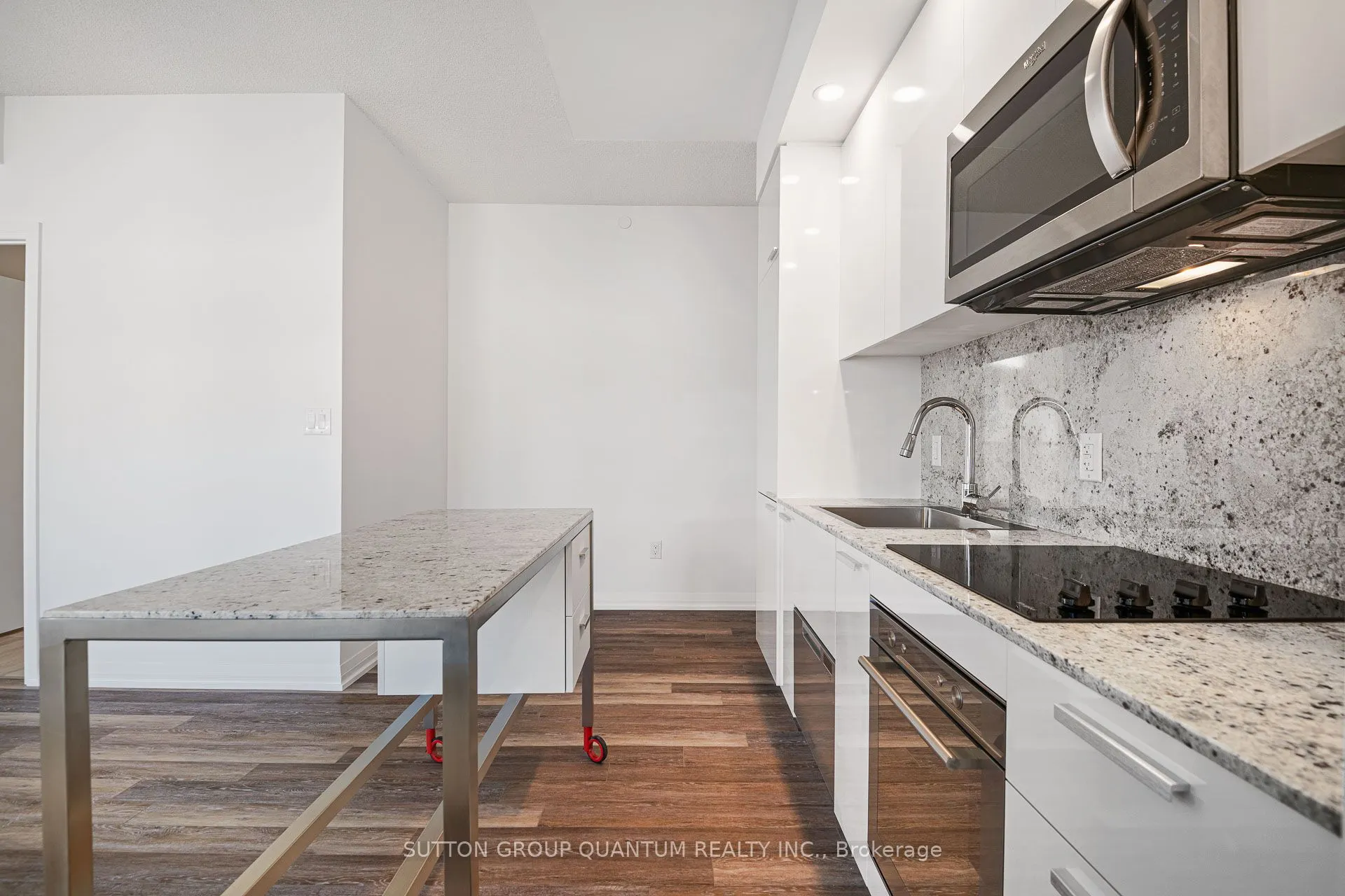 75 Canterbury Place, #302