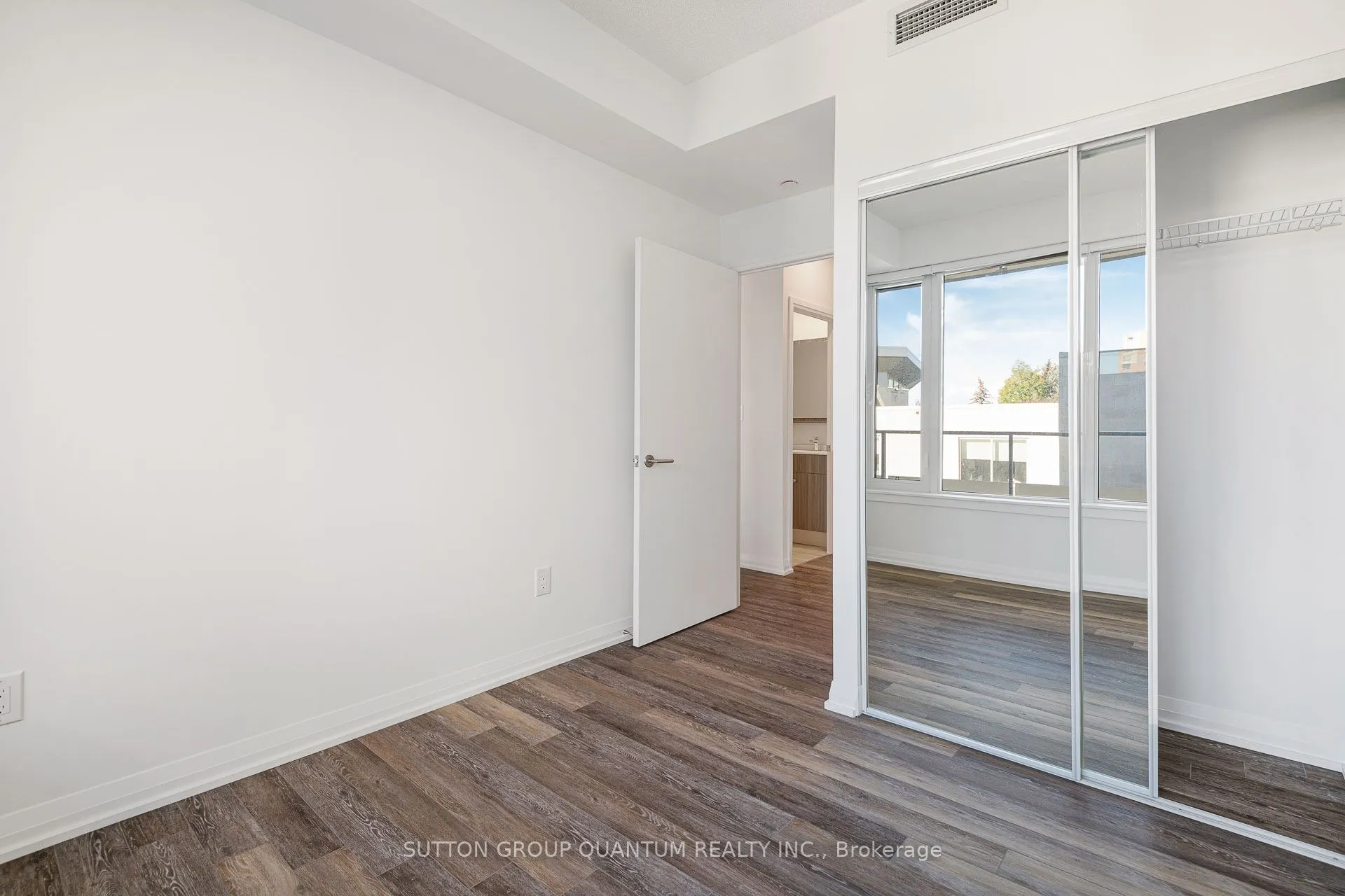 75 Canterbury Place, #302