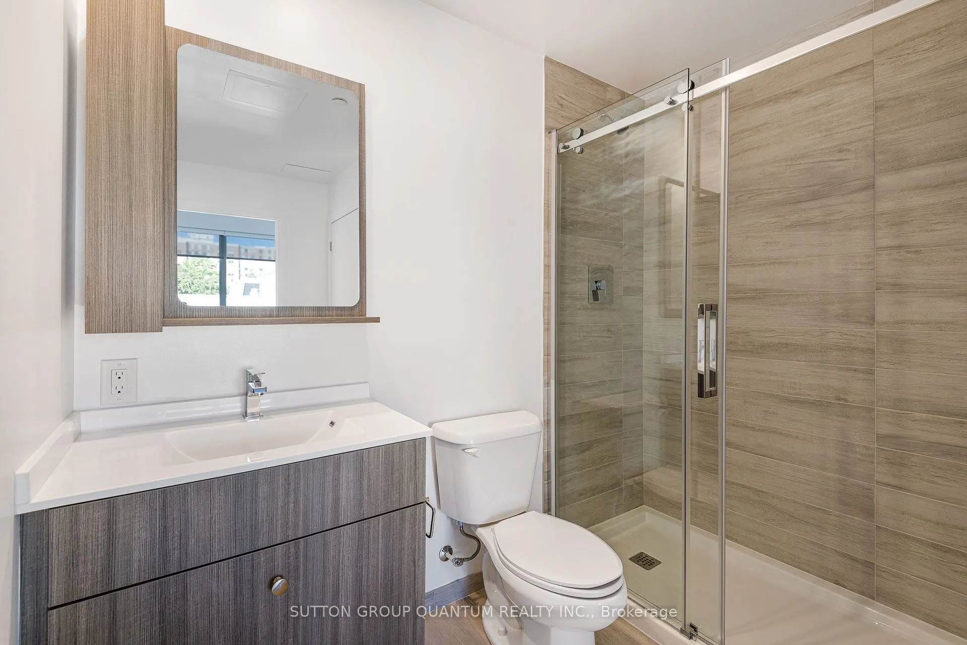 75 Canterbury Place, #302