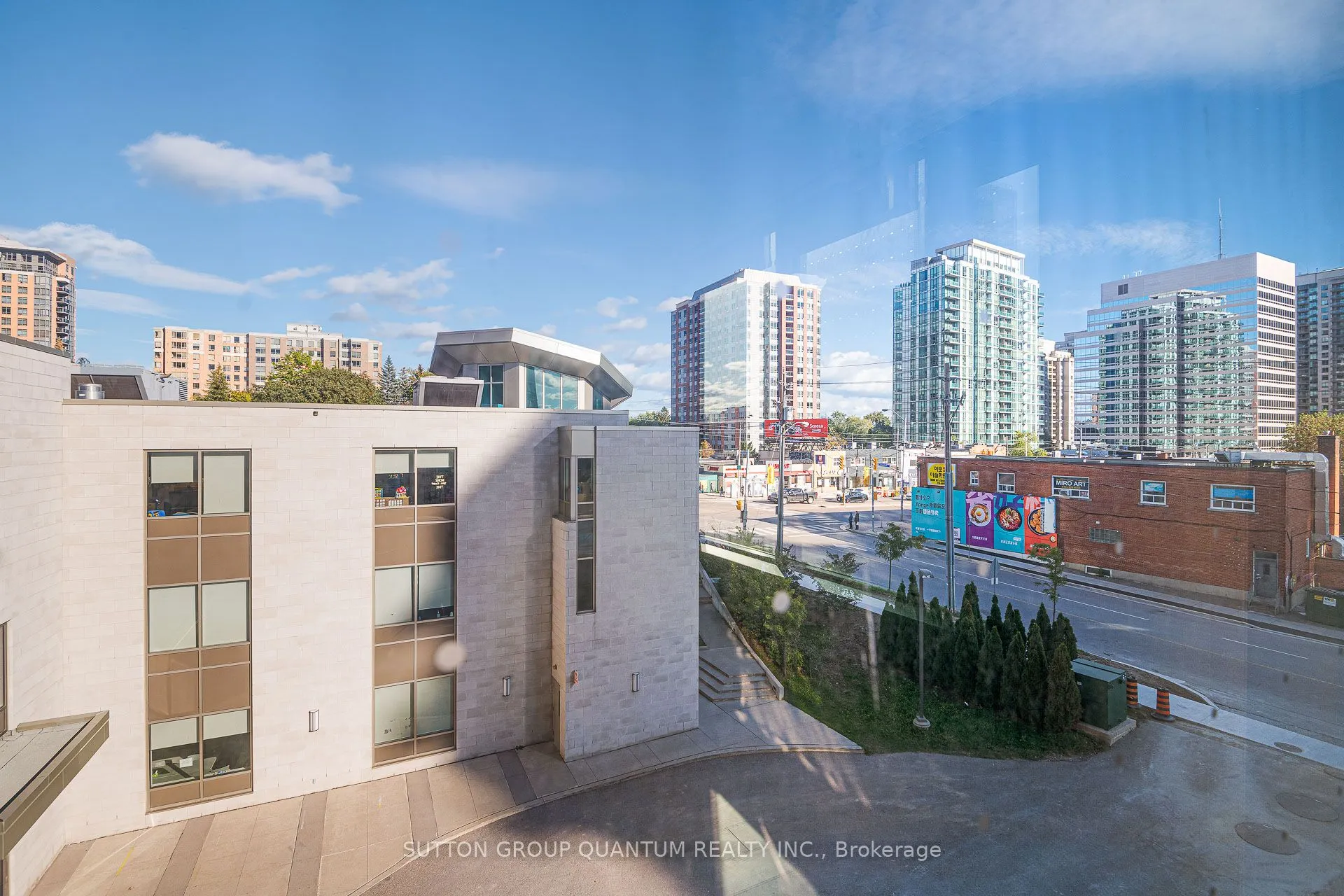 75 Canterbury Place, #302