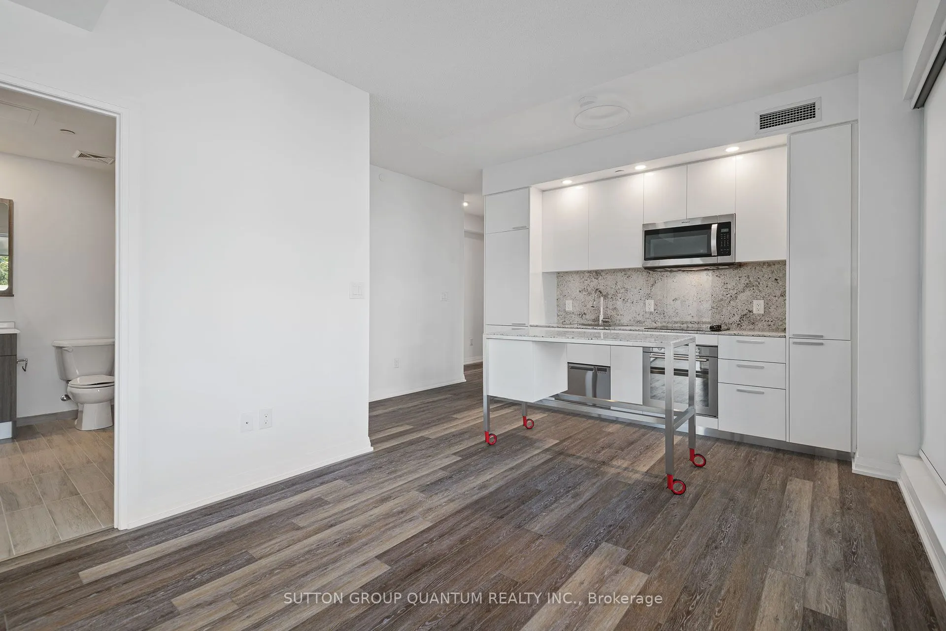 75 Canterbury Place, #302