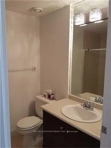 438 King Street W, #1206