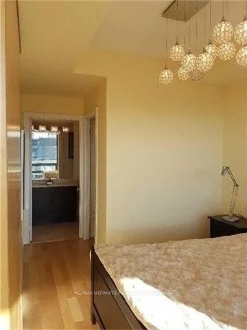 438 King Street W, #1206