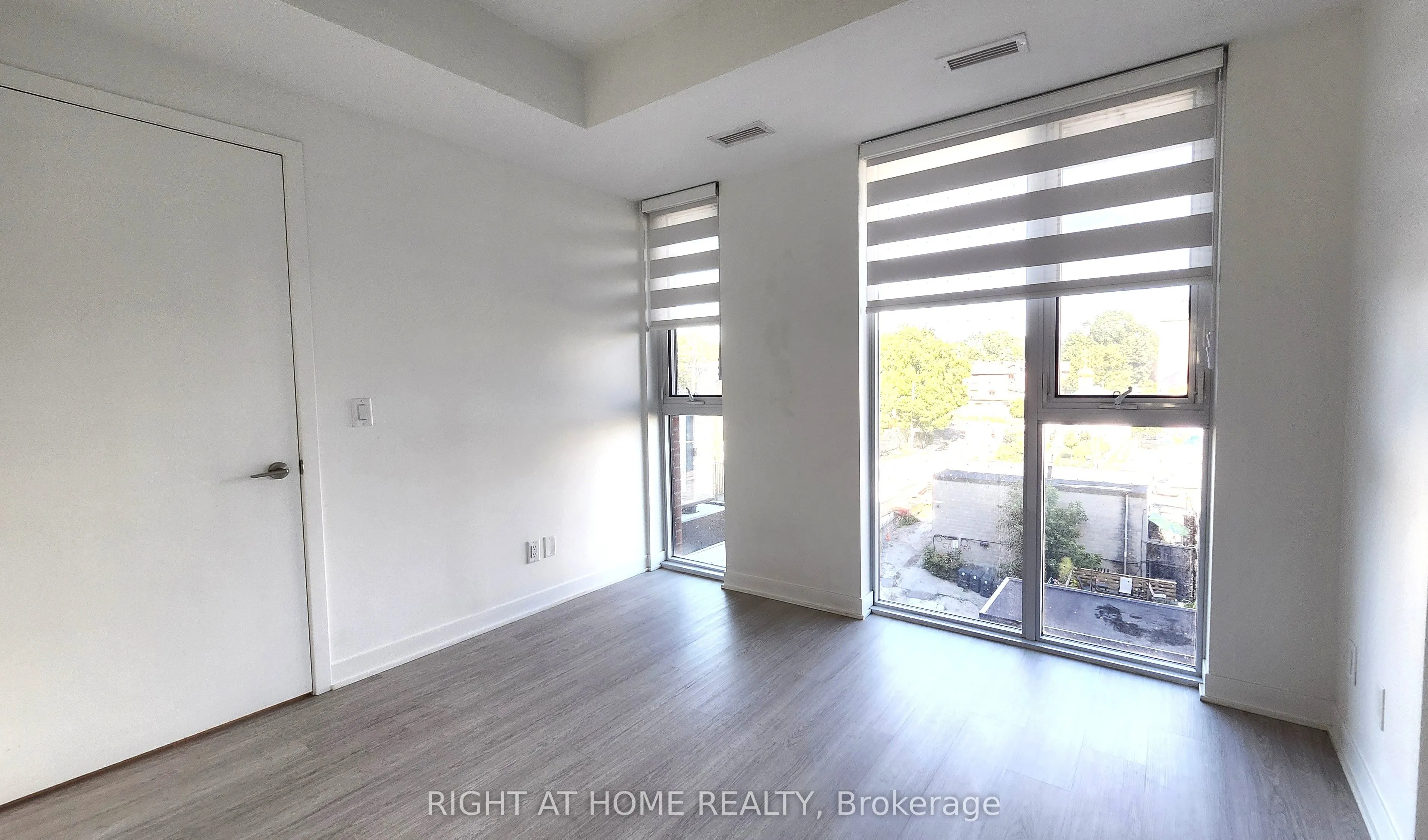 185 Alberta Avenue, #406