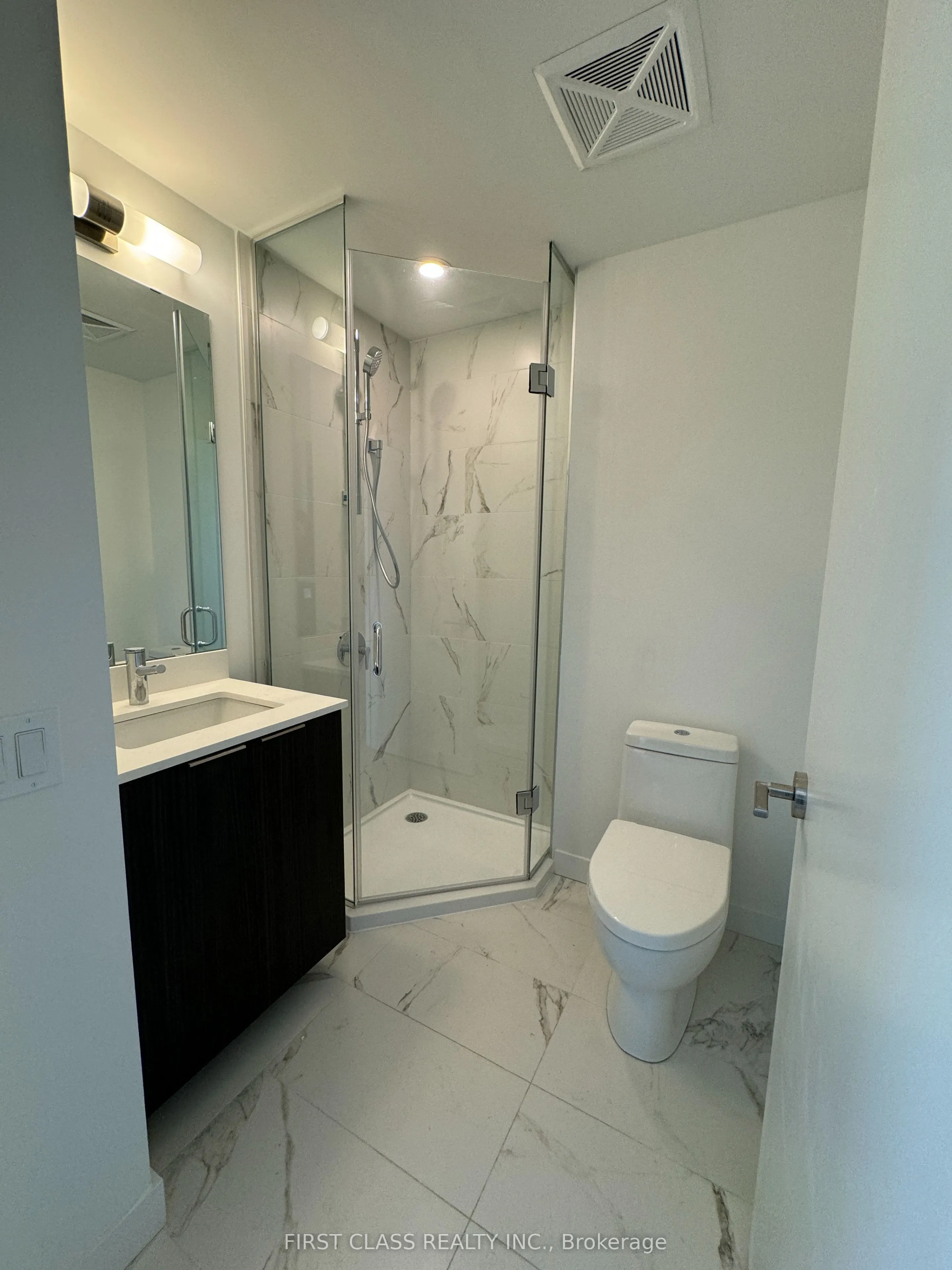 7 Golden Lion Heights, #N1907