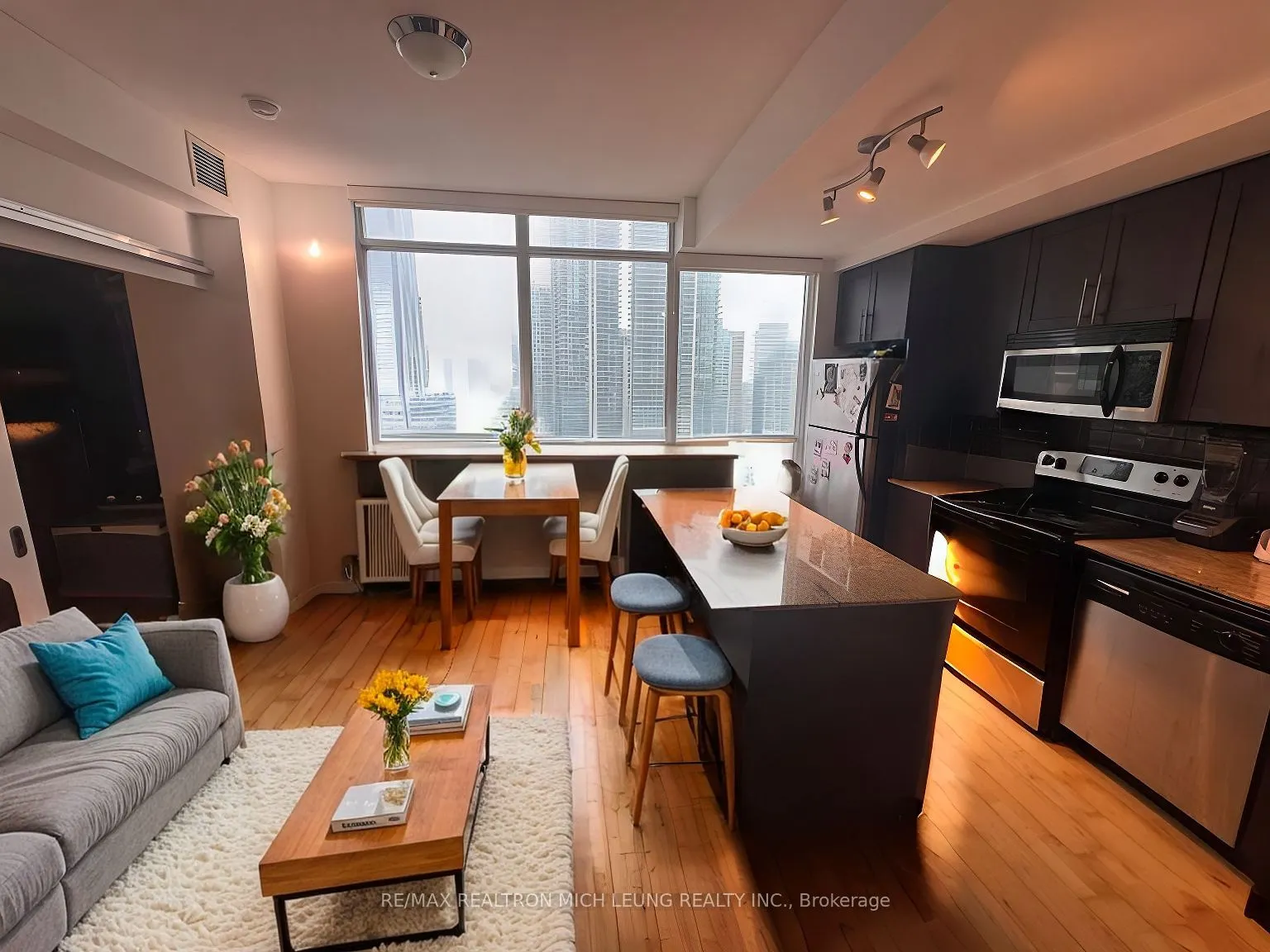55 Bremner Boulevard, #1704