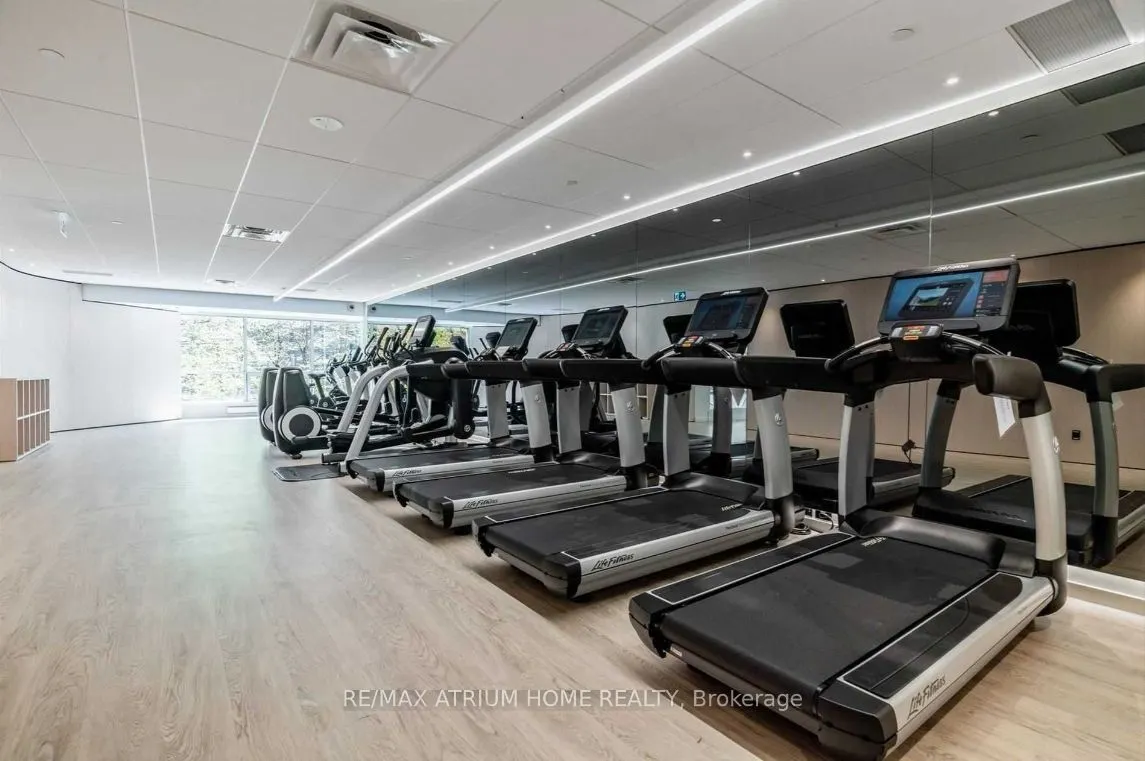 1001 Bay Street, #2712