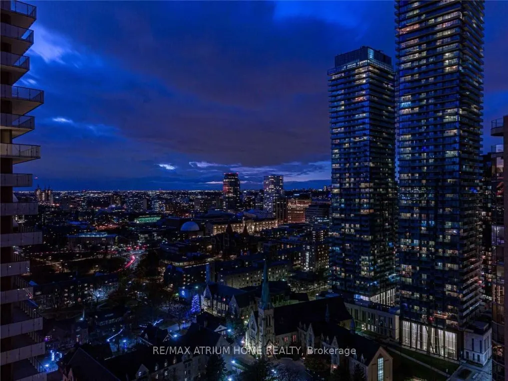 1001 Bay Street, #2712