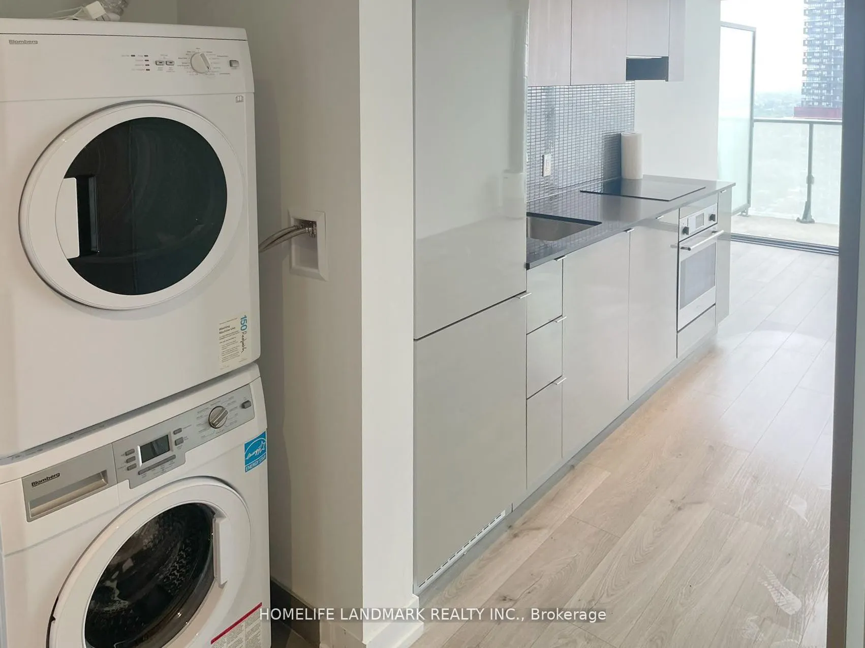 161 Roehampton Avenue, #3901