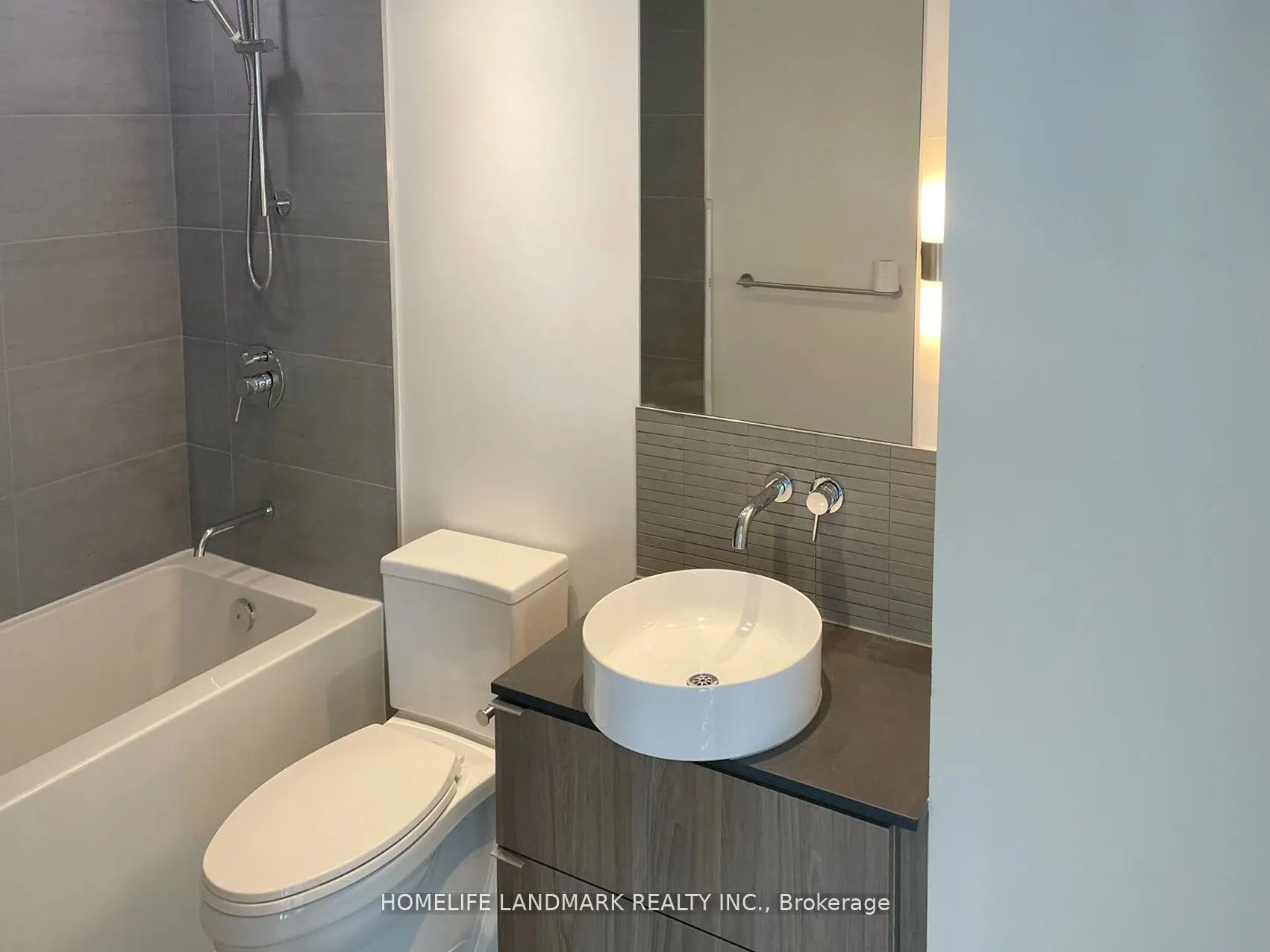 161 Roehampton Avenue, #3901