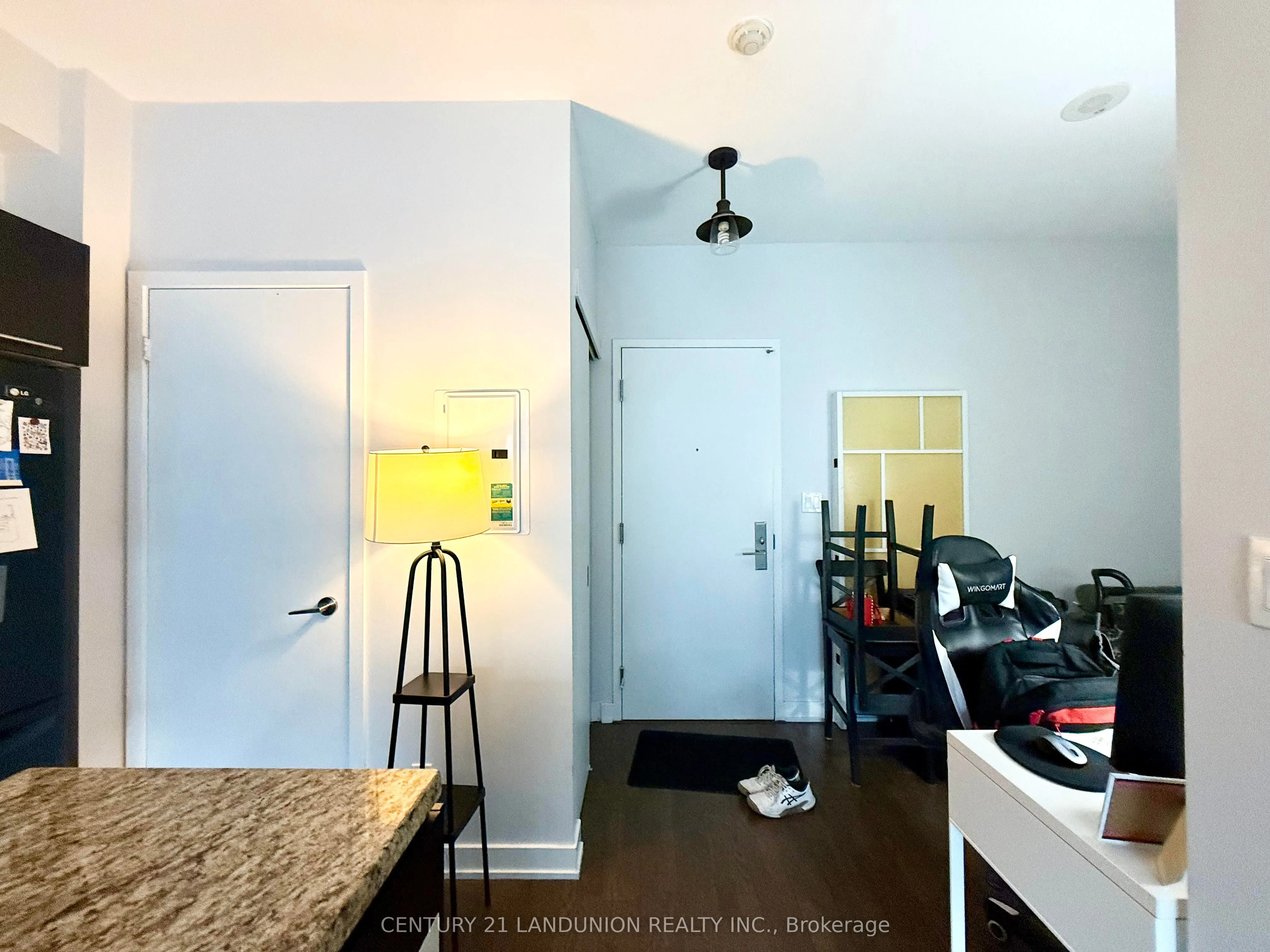 126 Simcoe Street, #1505