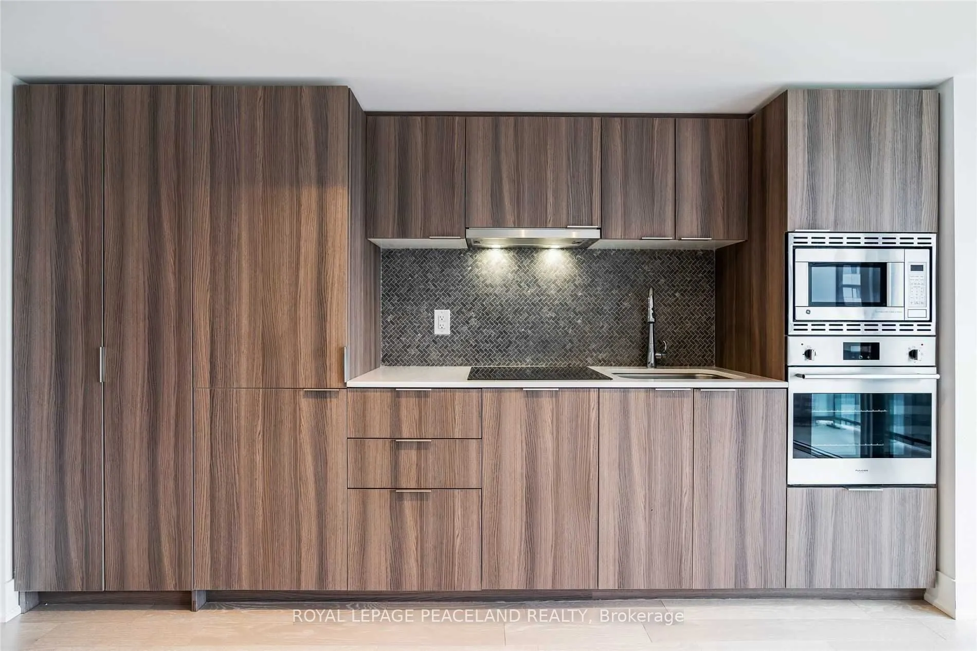 955 Bay Street, #2911