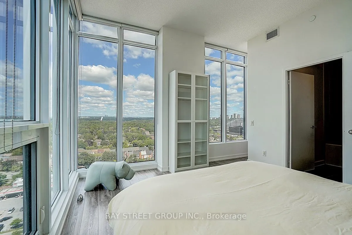 72 Esther Shiner Boulevard, #2307