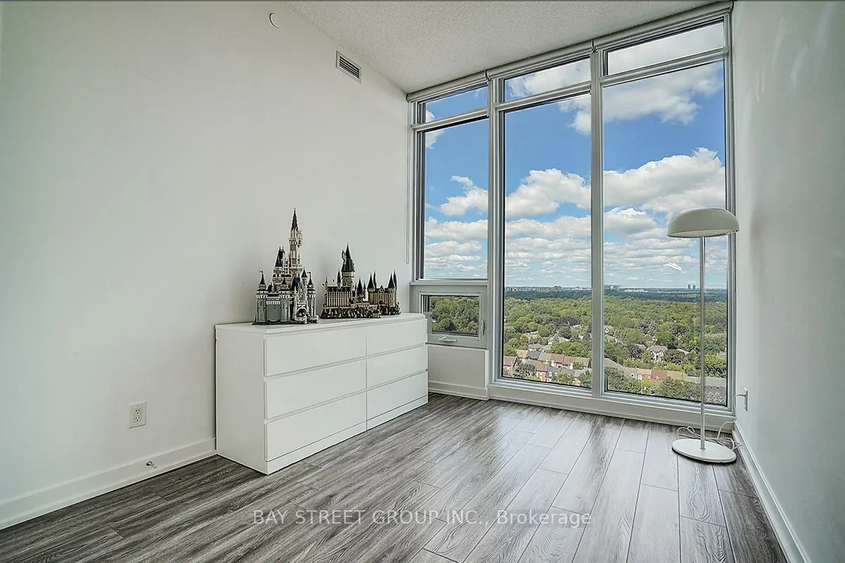 72 Esther Shiner Boulevard, #2307