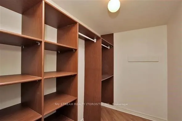 256 Doris Avenue, #1003