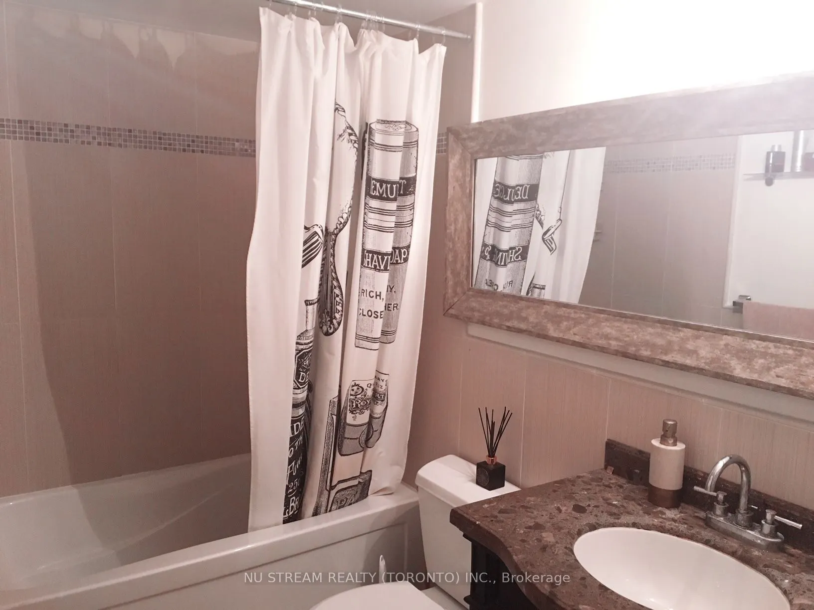 256 Doris Avenue, #1003