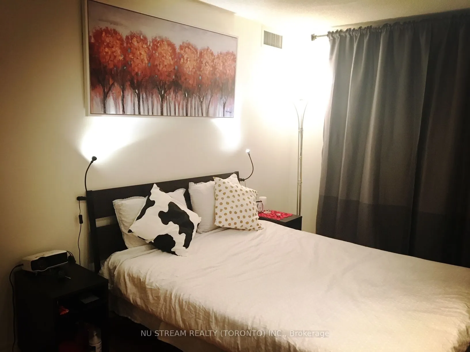 256 Doris Avenue, #1003
