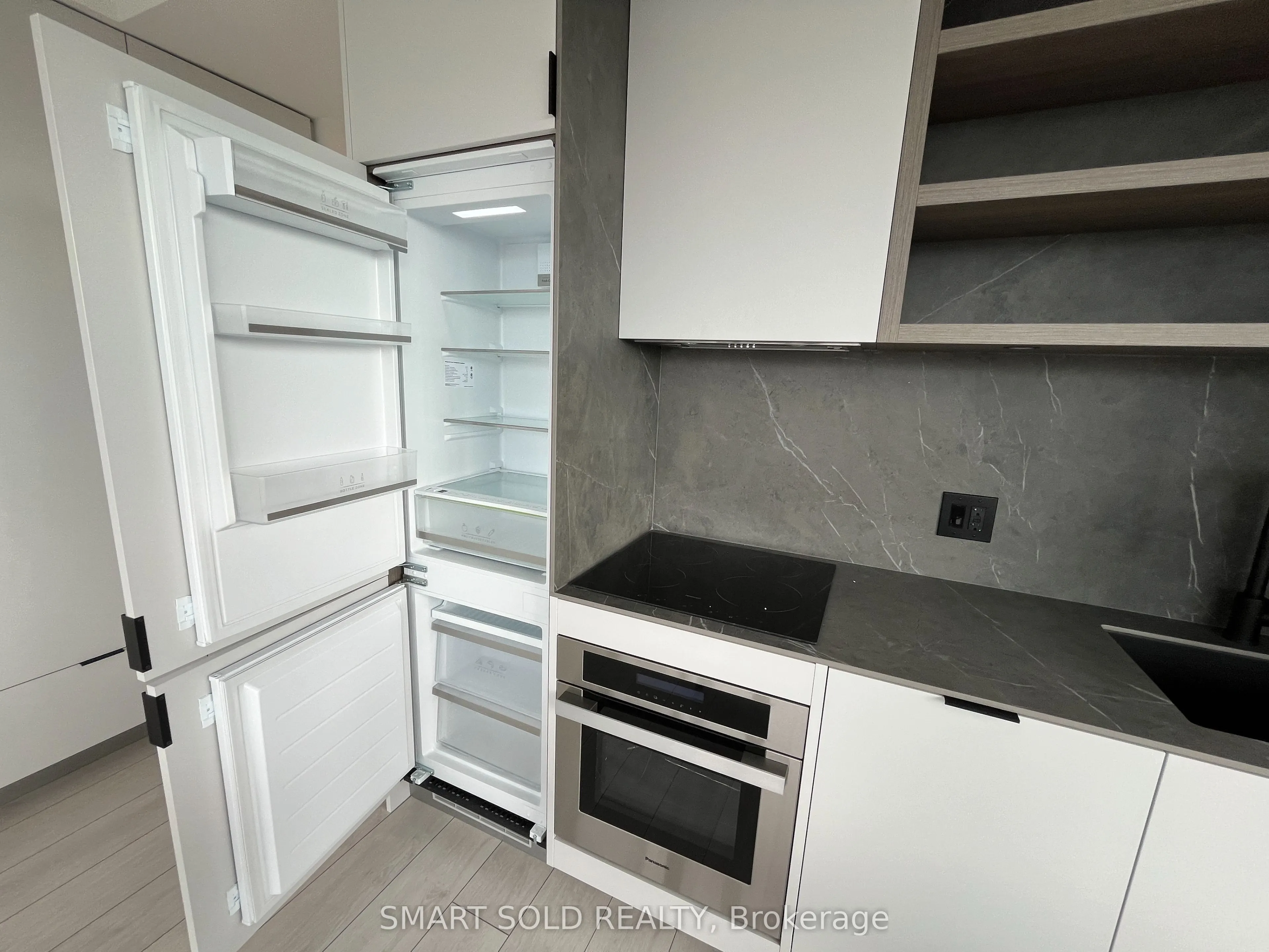 55 Charles Street E, #2303
