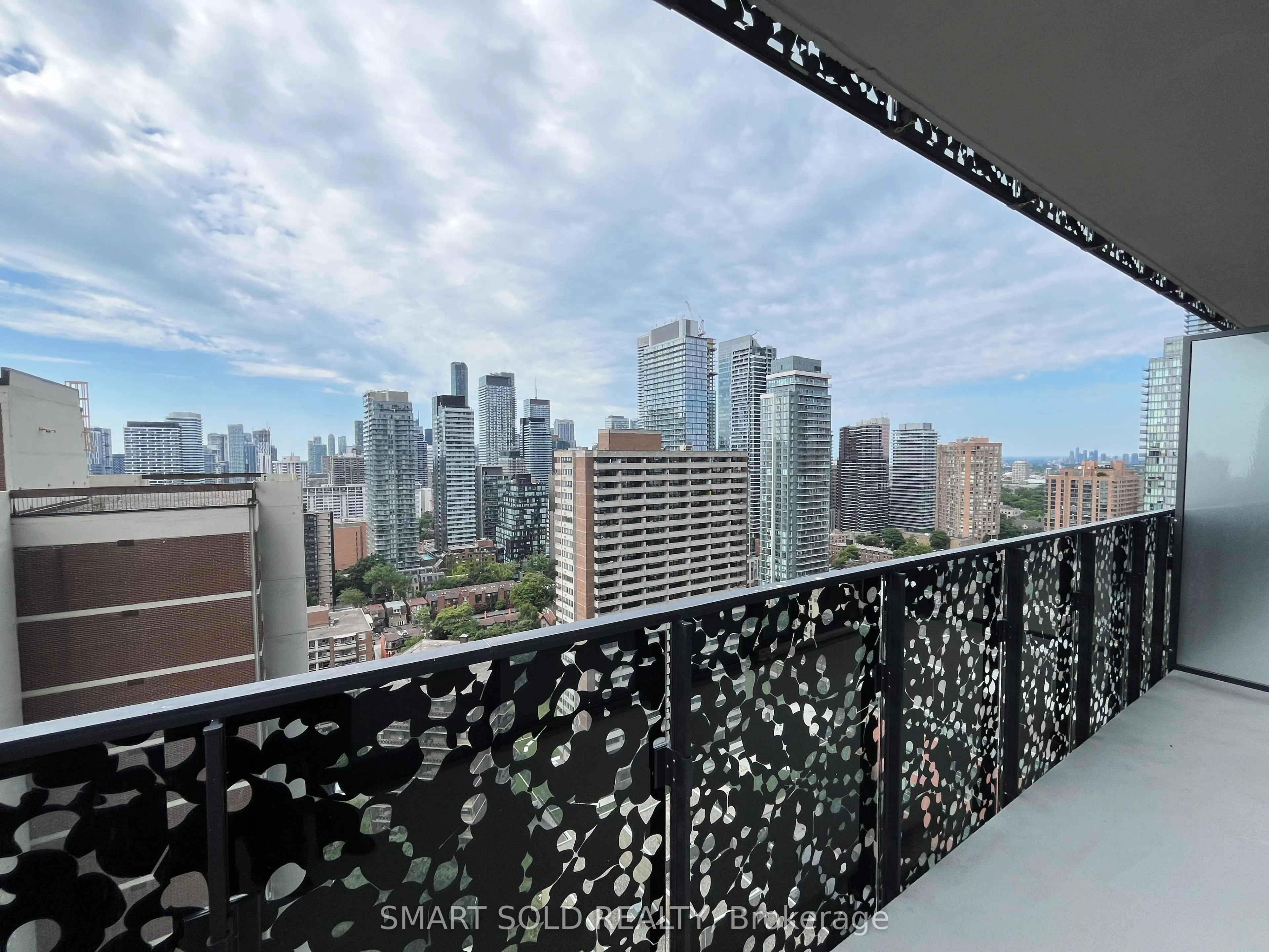 55 Charles Street E, #2303
