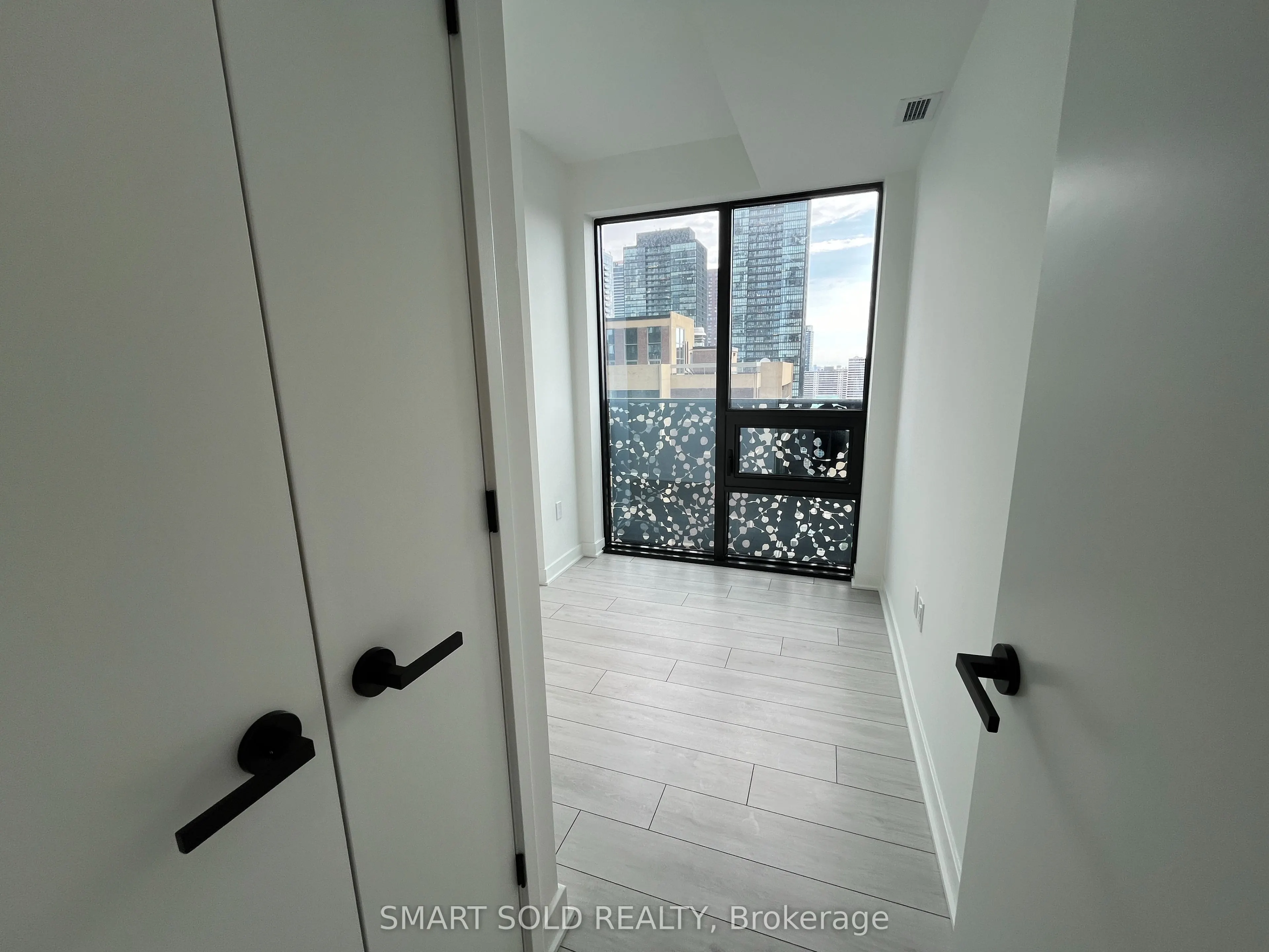 55 Charles Street E, #2303
