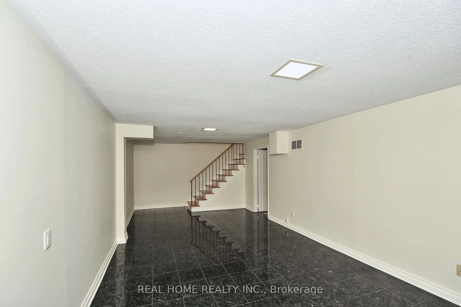 10 Farina Mill Way, #244
