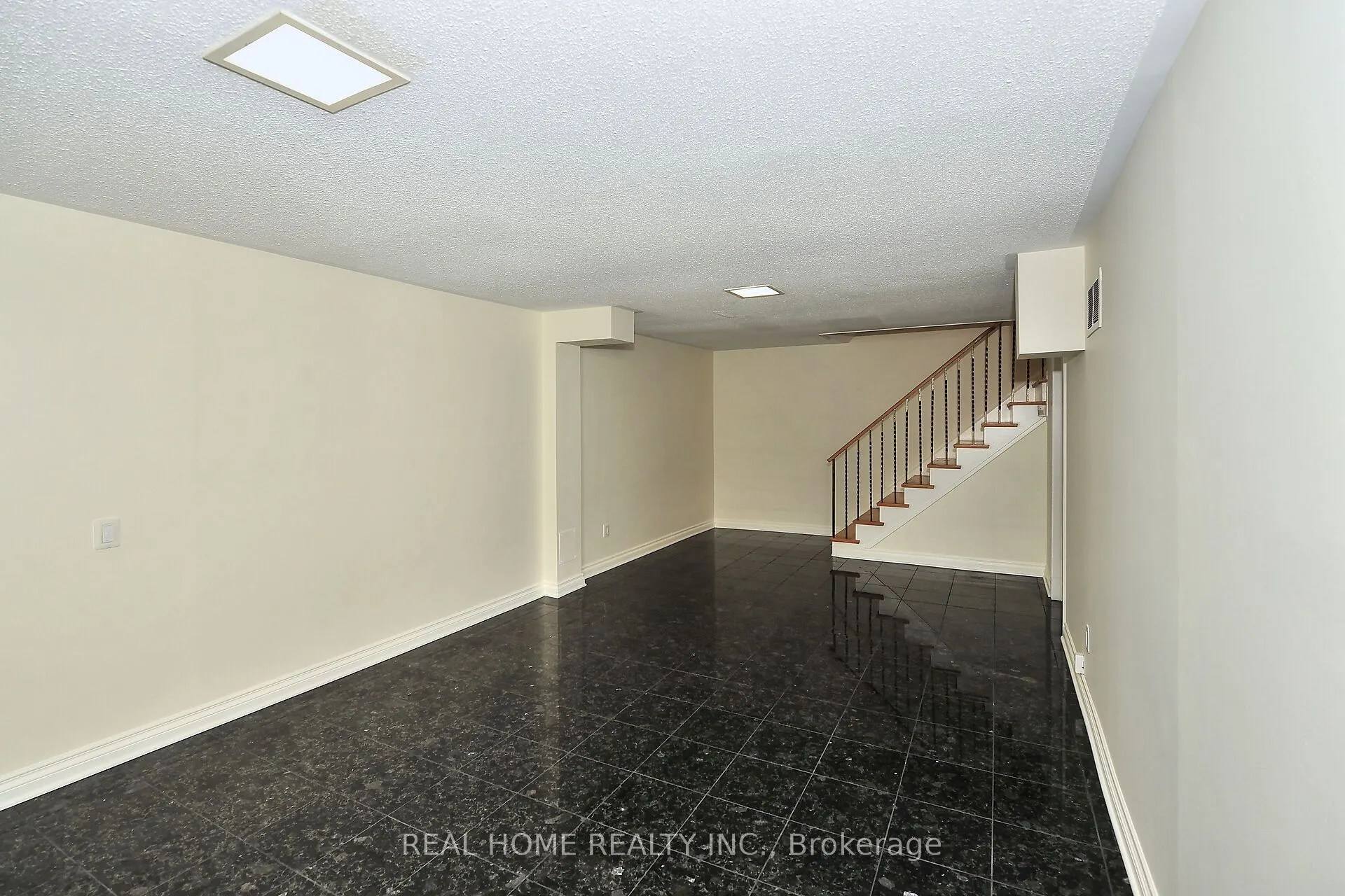 10 Farina Mill Way, #244