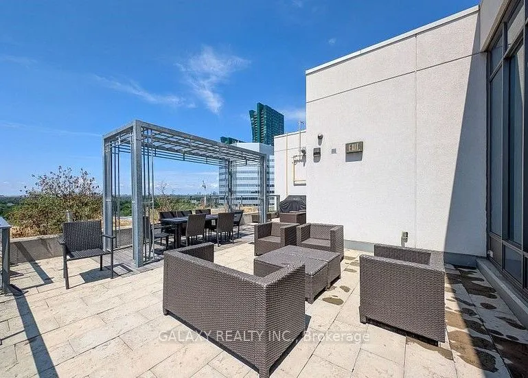 28 Avondale Avenue, #1110