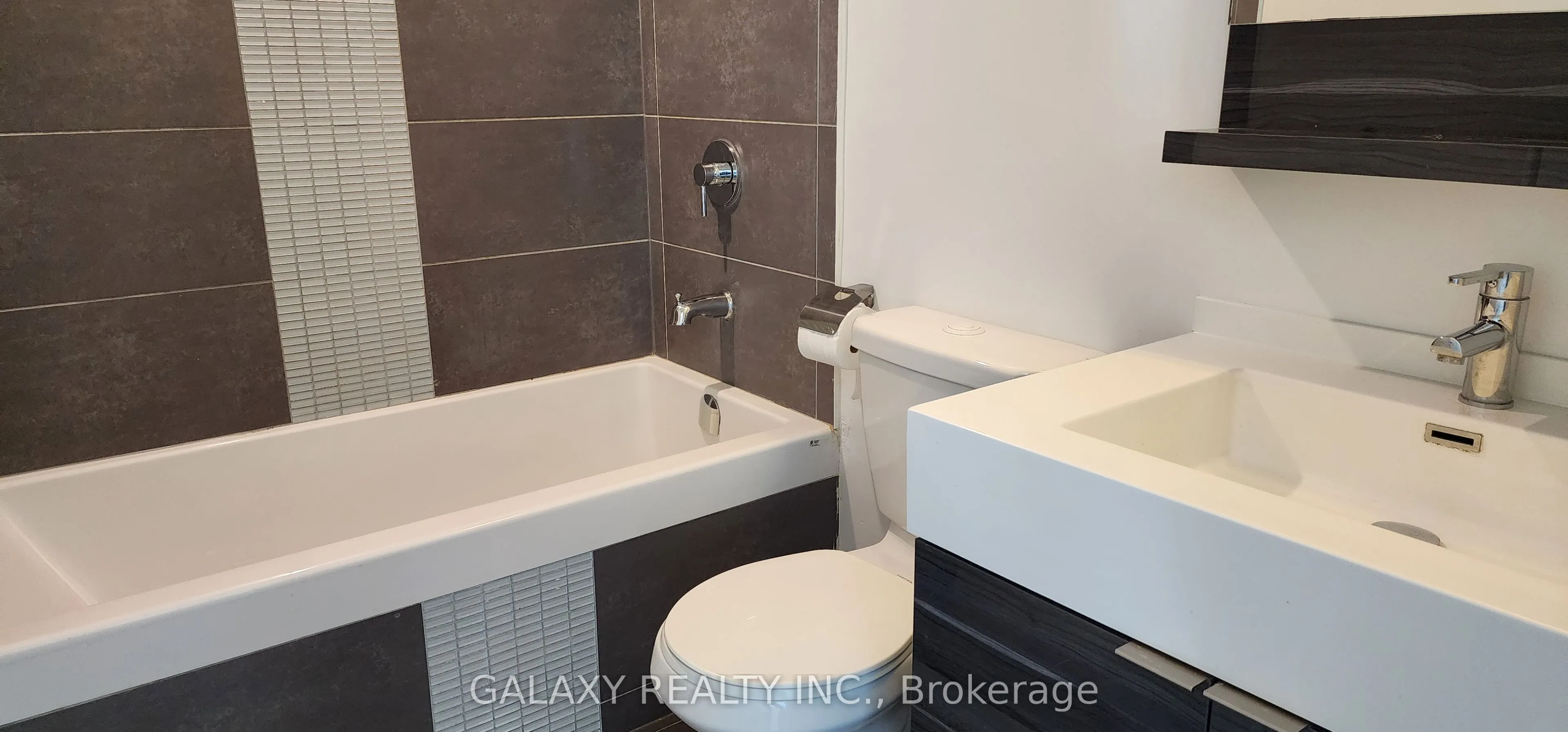 28 Avondale Avenue, #1110