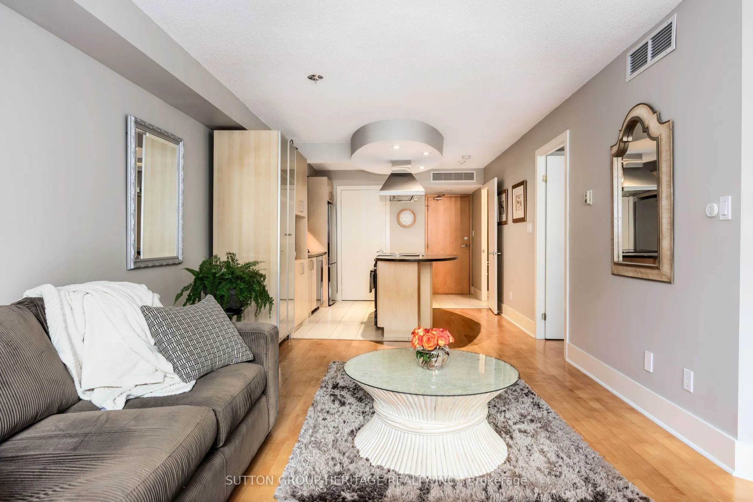 550 Queens Quay W, #126